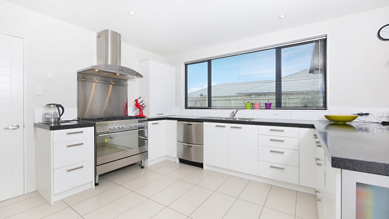 16 Kingsbridge Drive, Burwood, Christchurch City