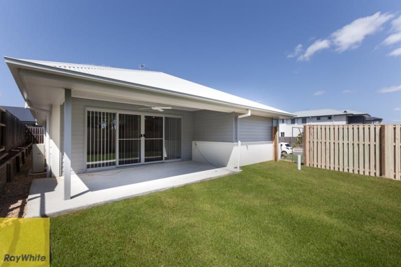 8 Lahey Cove, Coomera, QLD 4209