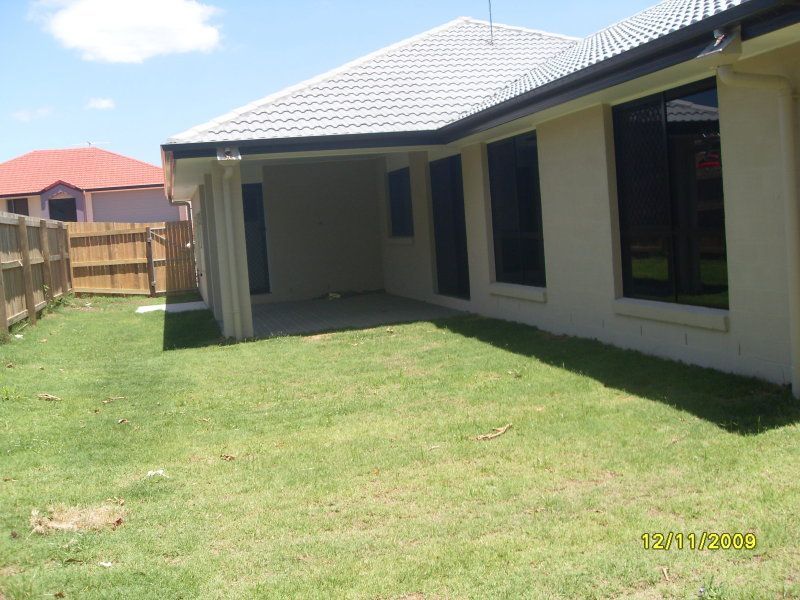 15 Peggy Crescent, REDBANK PLAINS, QLD 4307