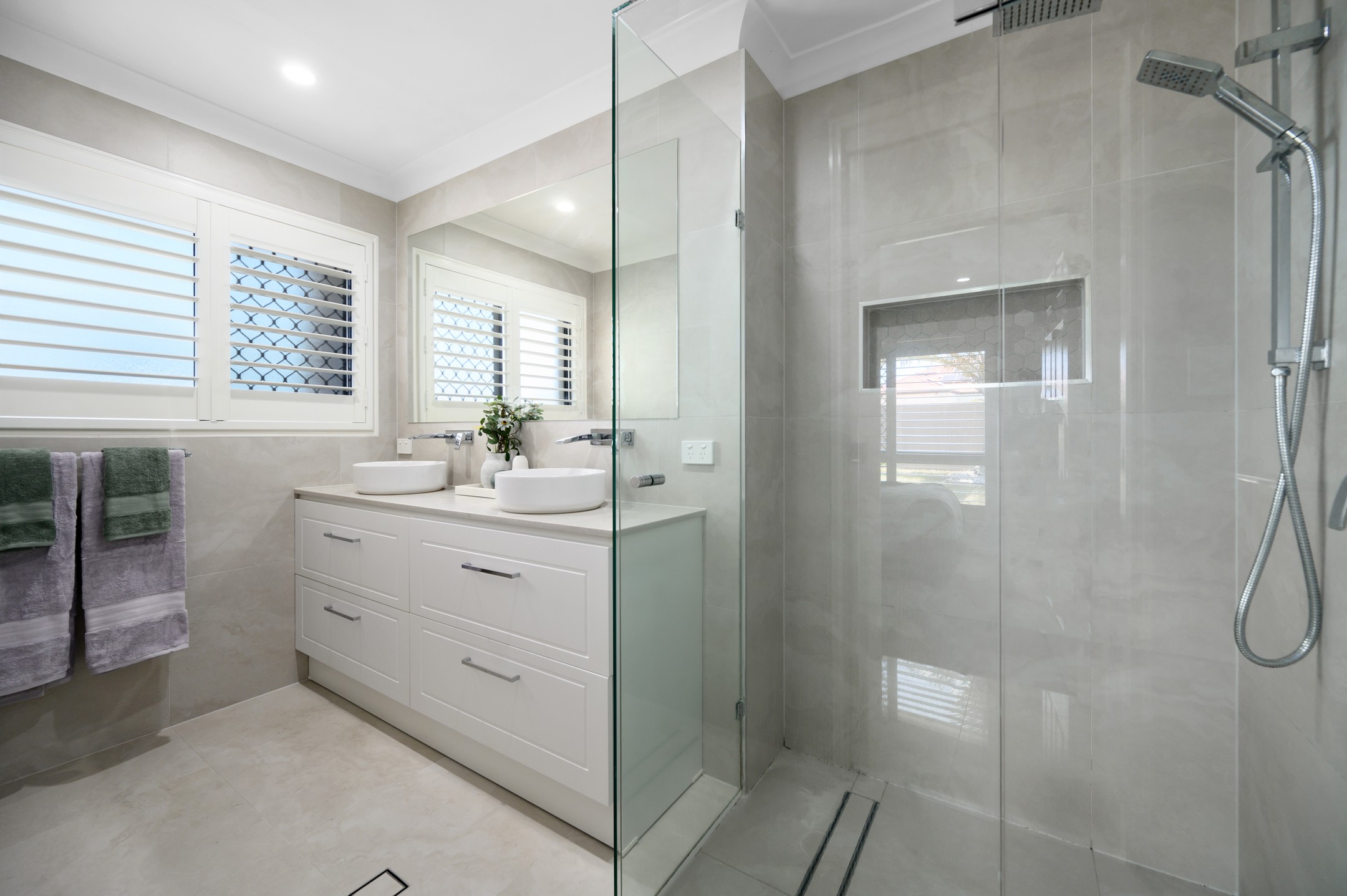 41 Maltravers Drive, Arundel, QLD 4214