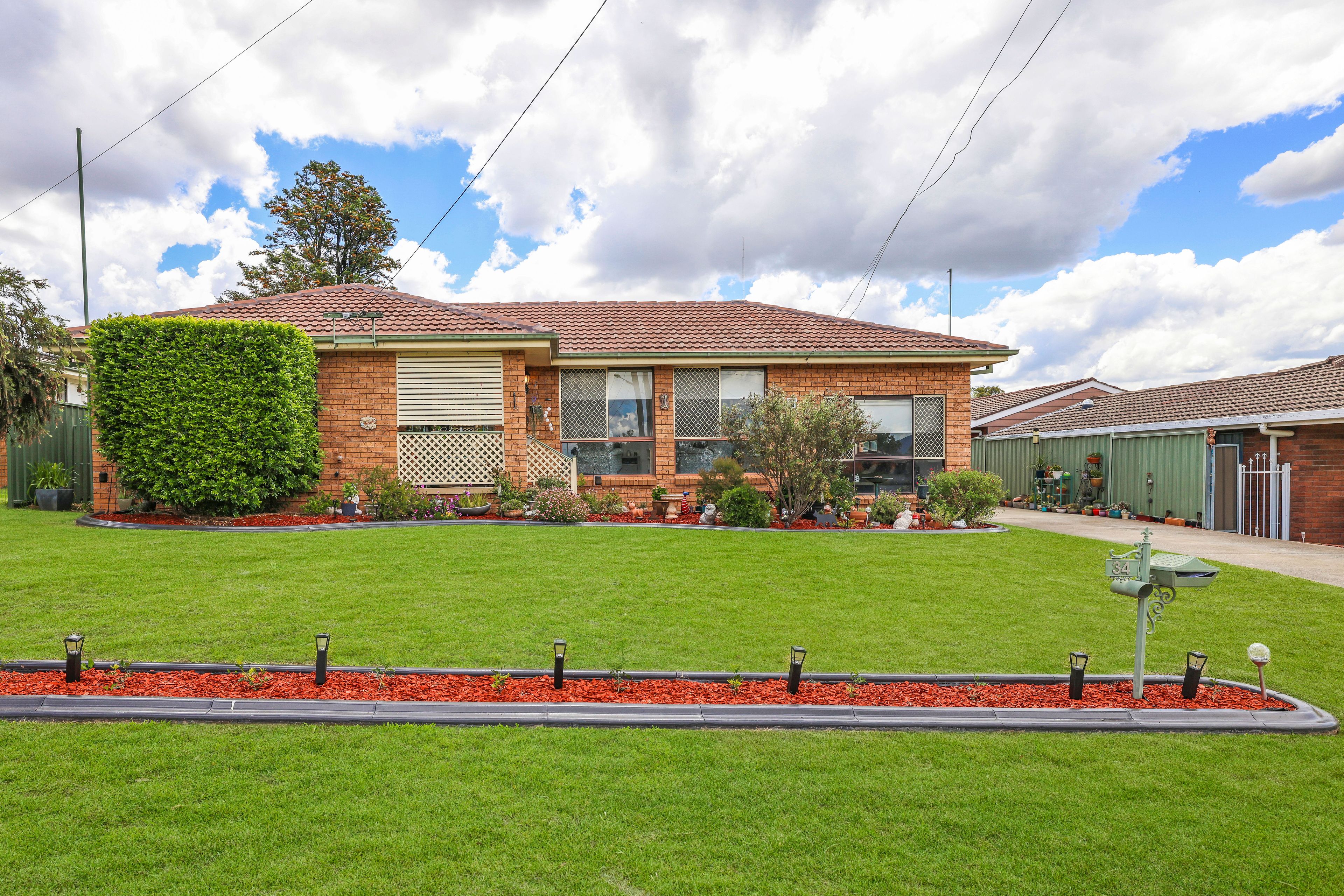 34 Osprey Way, Tamworth NSW 2340