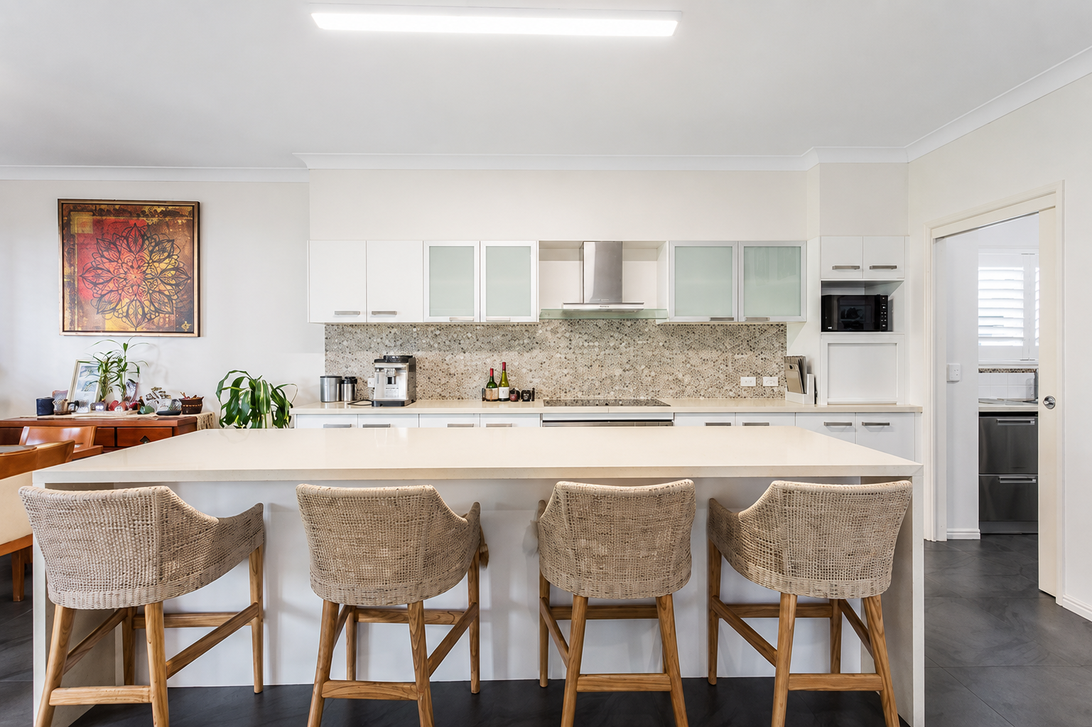 336 Scarborough Road — photo 3 of 18