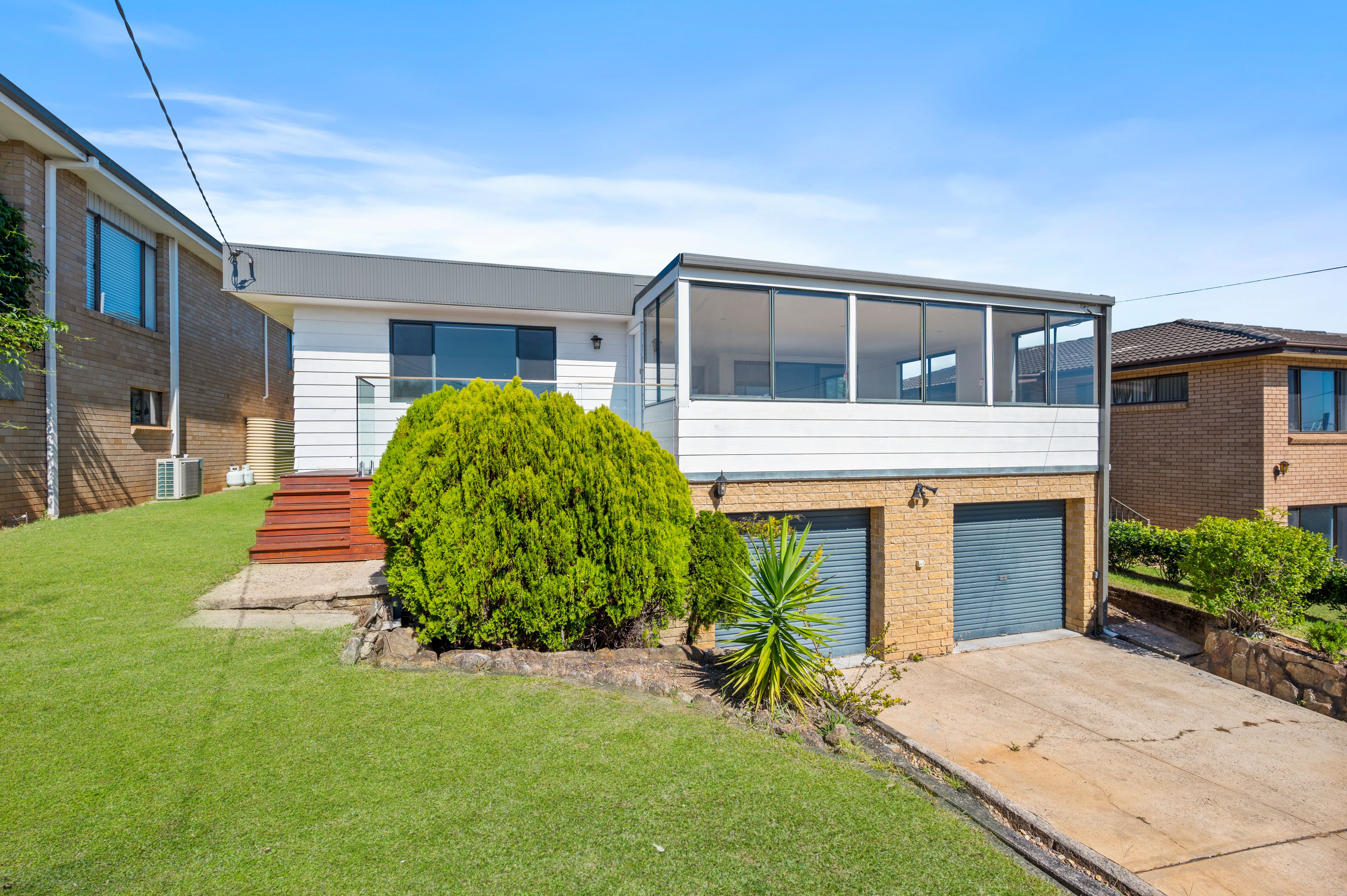 12 Joseph Street, Batehaven, NSW 2536