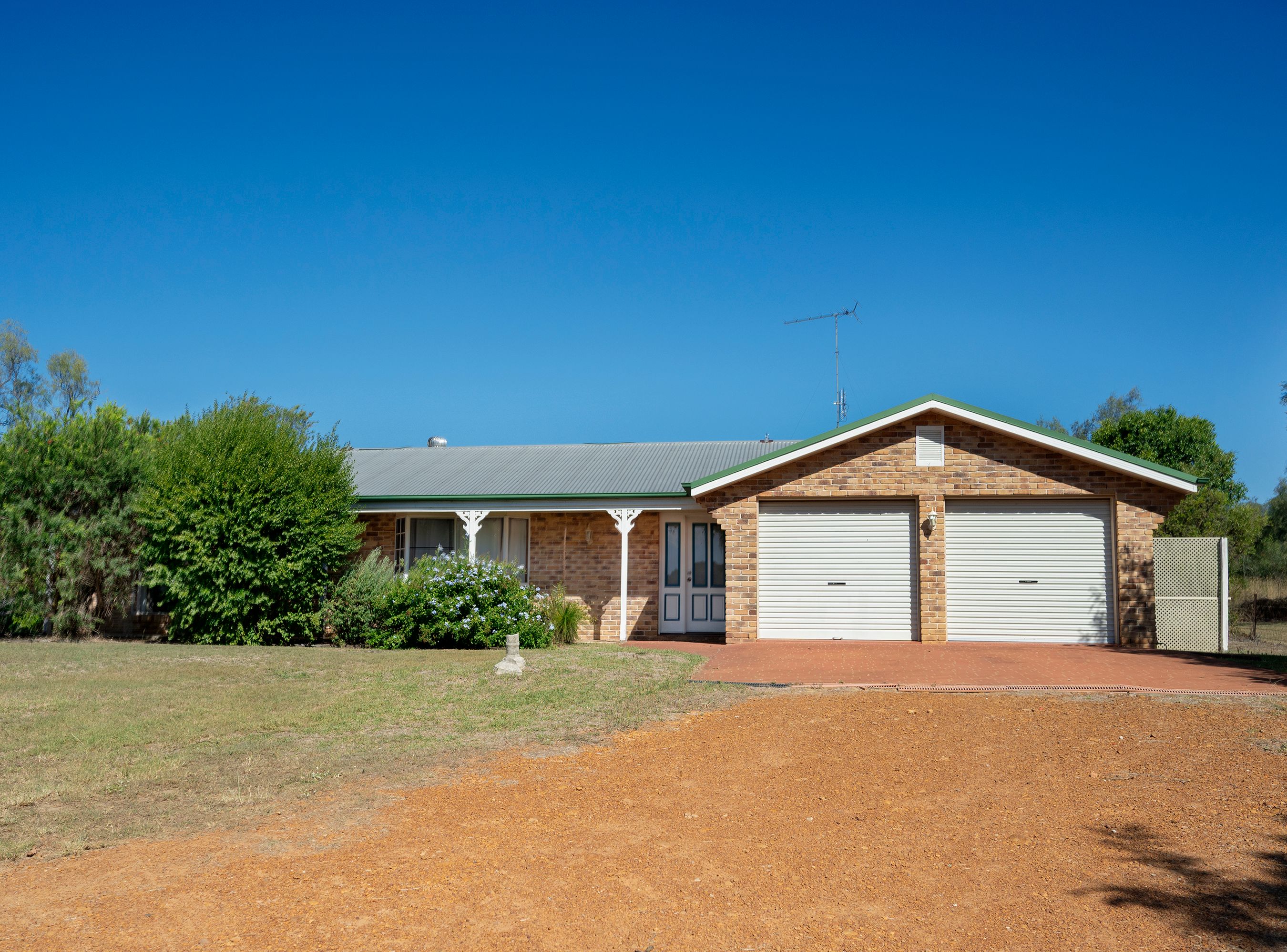 24 Stewart Street, Withcott QLD 4352