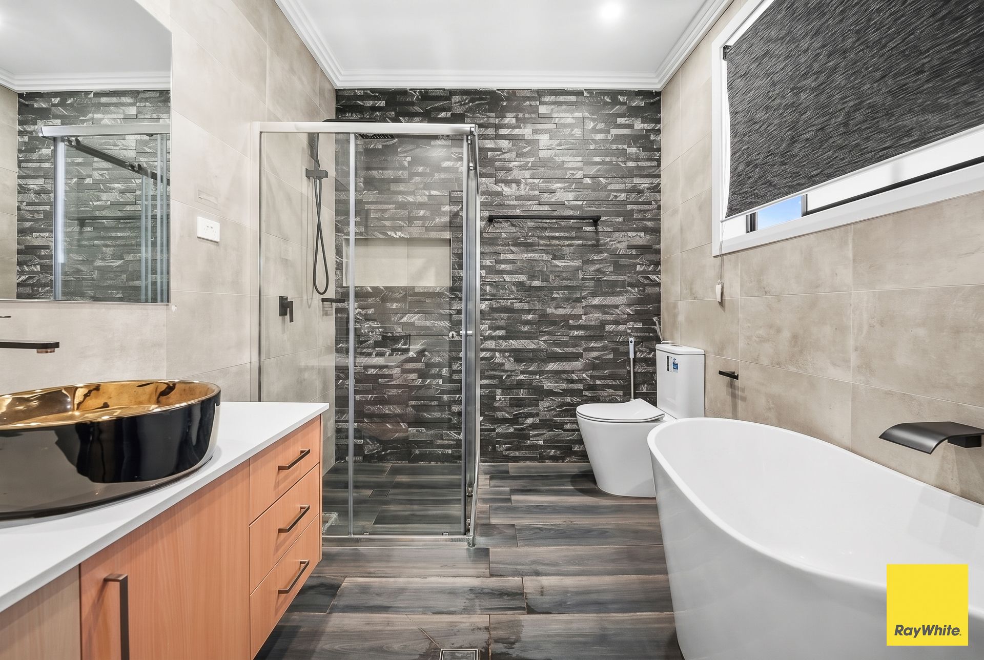 123 Sawsedge Avenue — photo 8 of 14