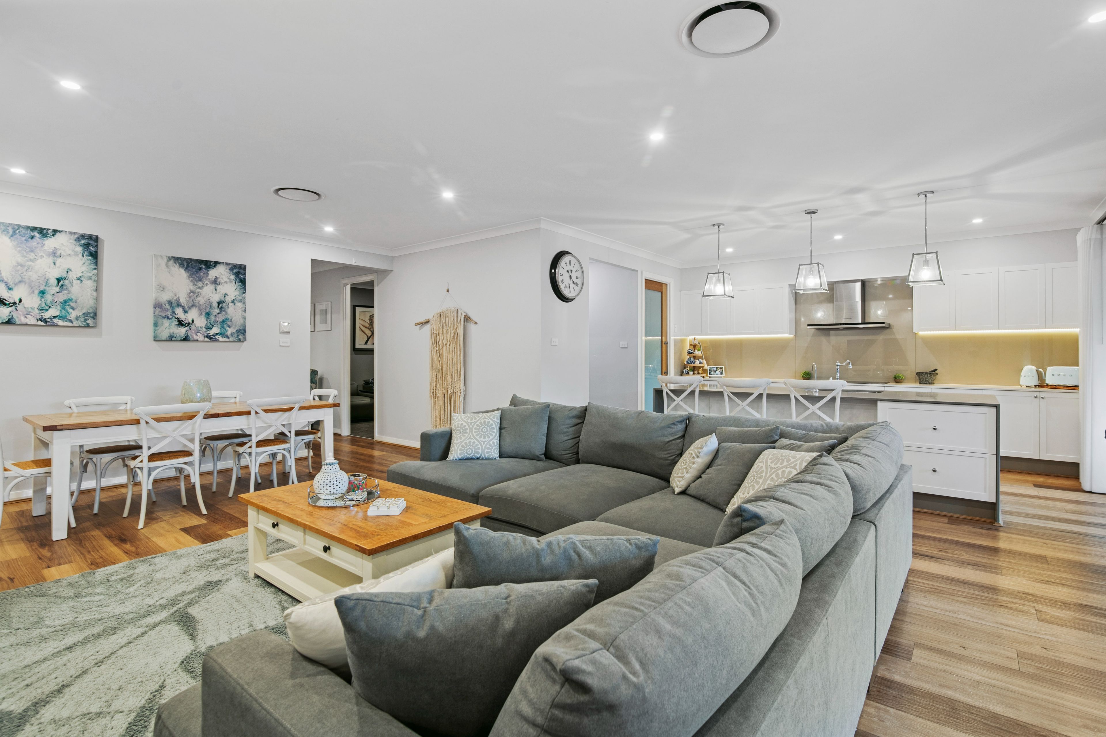 17 Radar Street, JORDAN SPRINGS, NSW 2747