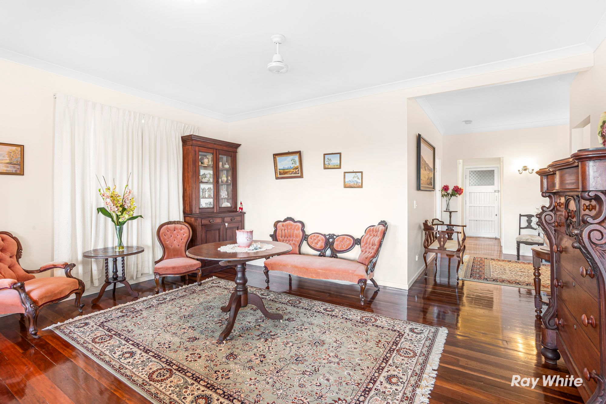 54 Farnborough Road — photo 7 of 23