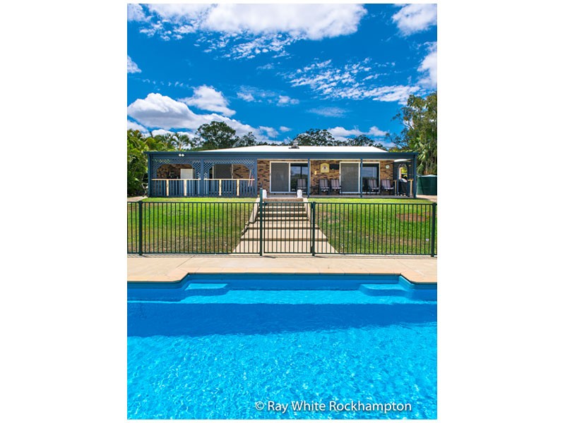 9 Samuel Crescent, Parkhurst, QLD 4702
