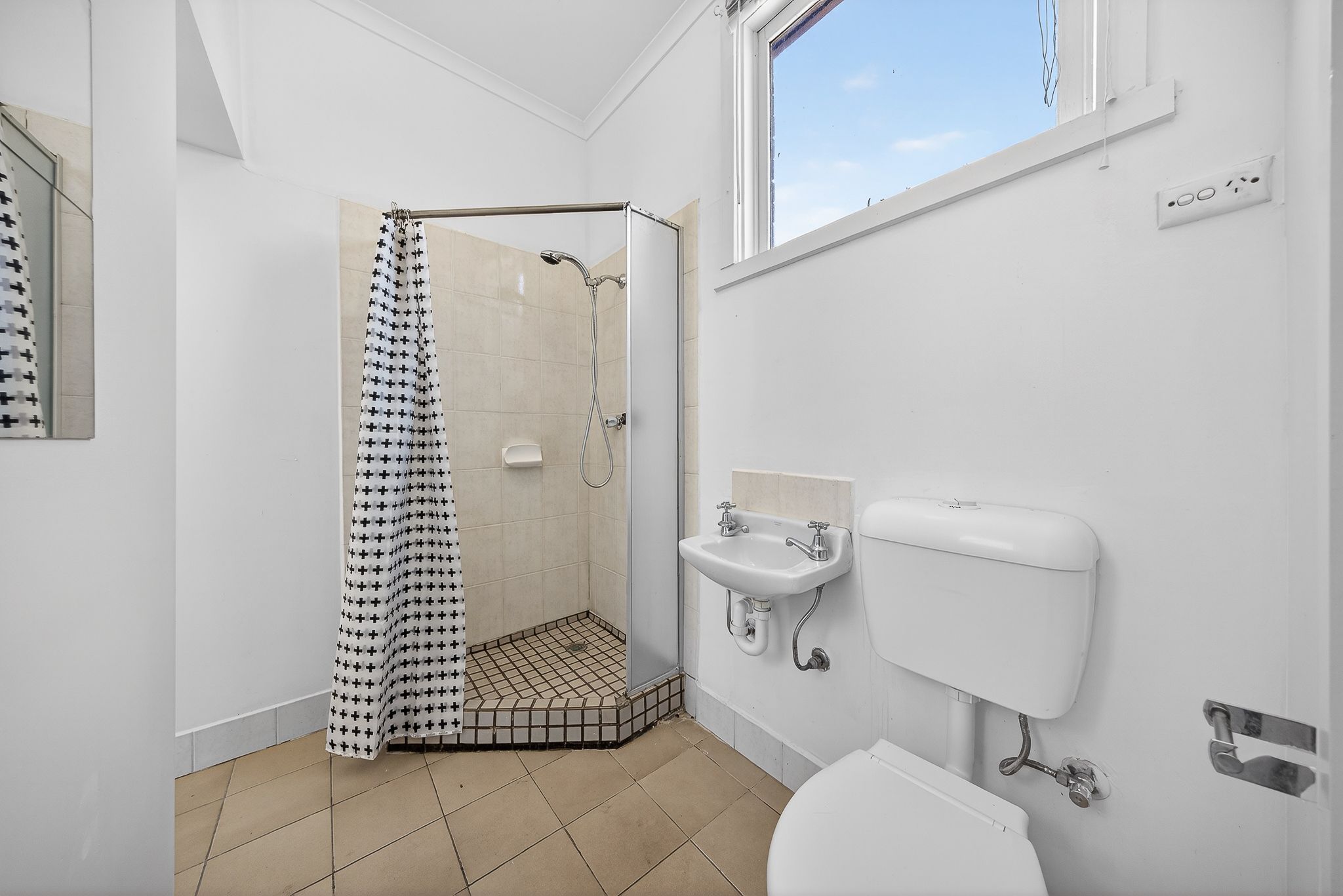 10 Ainsleigh Court — photo 14 of 27