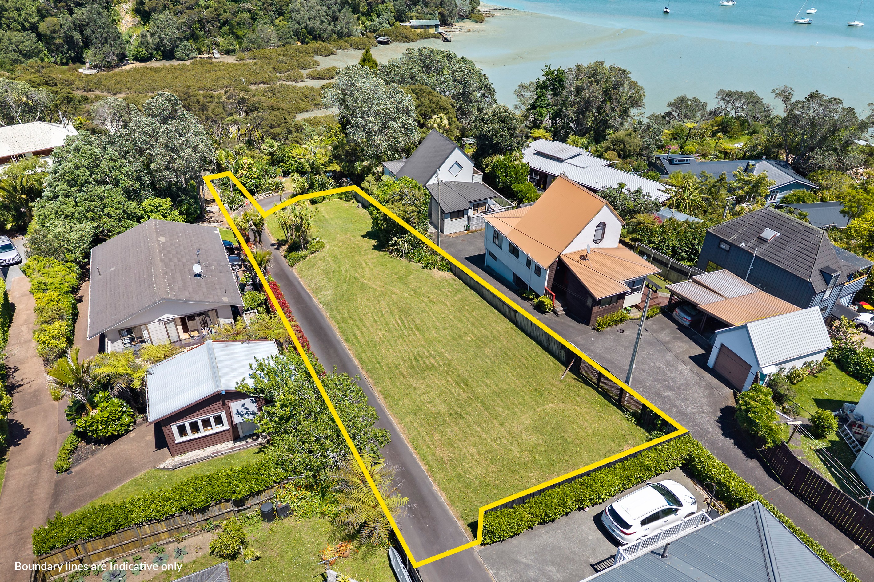 2/37 Beach Haven Road, Beach Haven, North Shore City