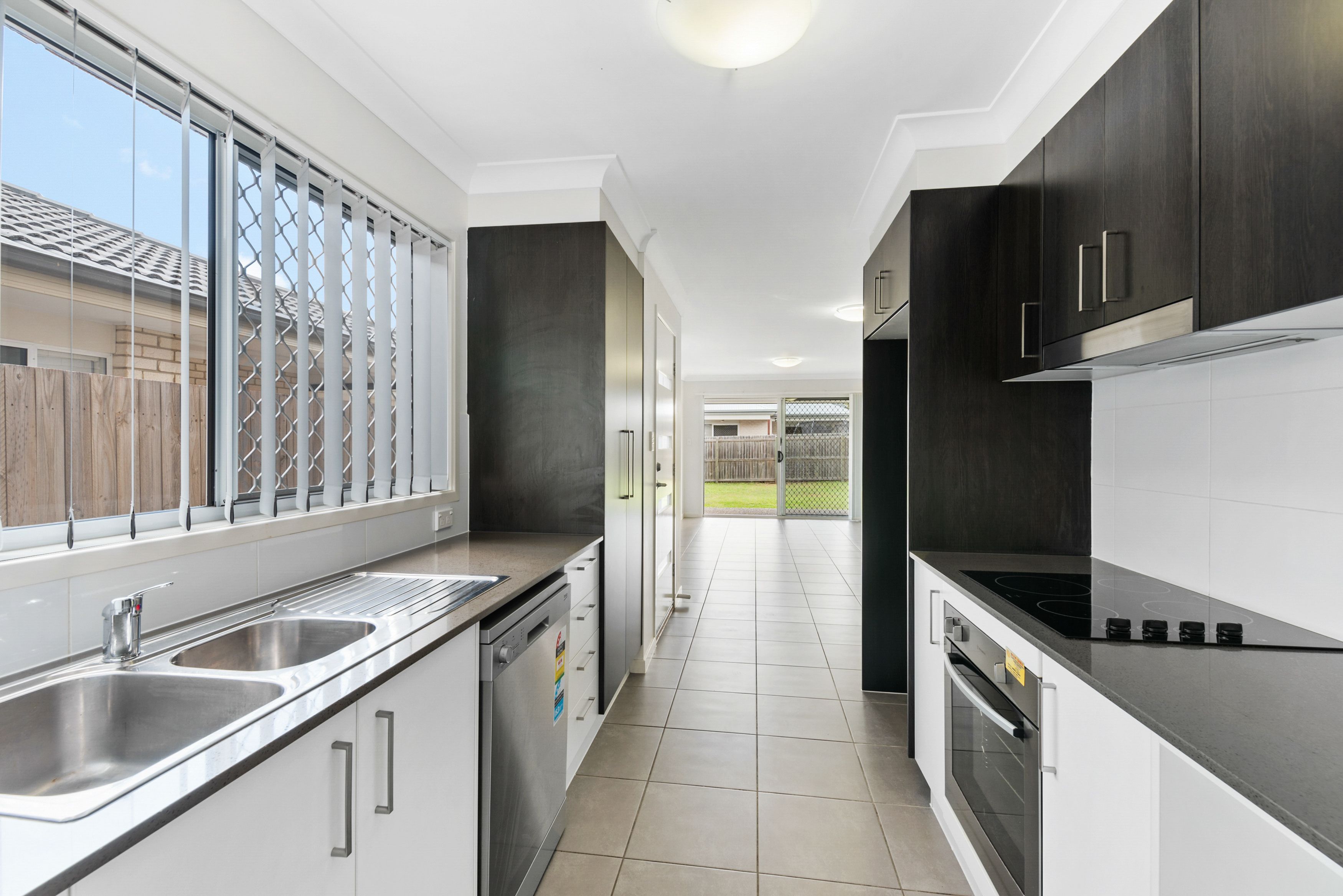 1/16 Monitor Avenue, Dakabin, QLD 4503