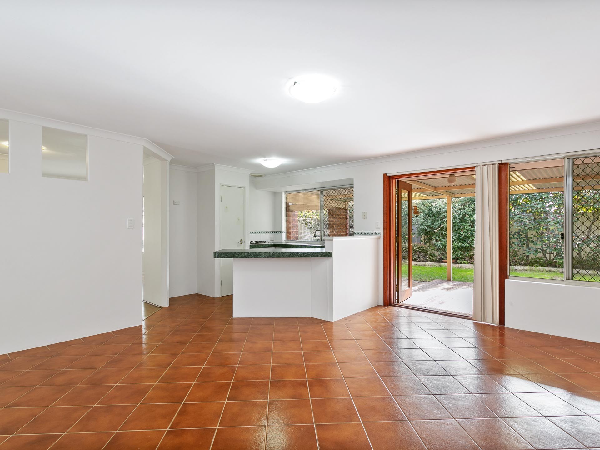 8A Galaxy Way, Carlisle, WA 6101