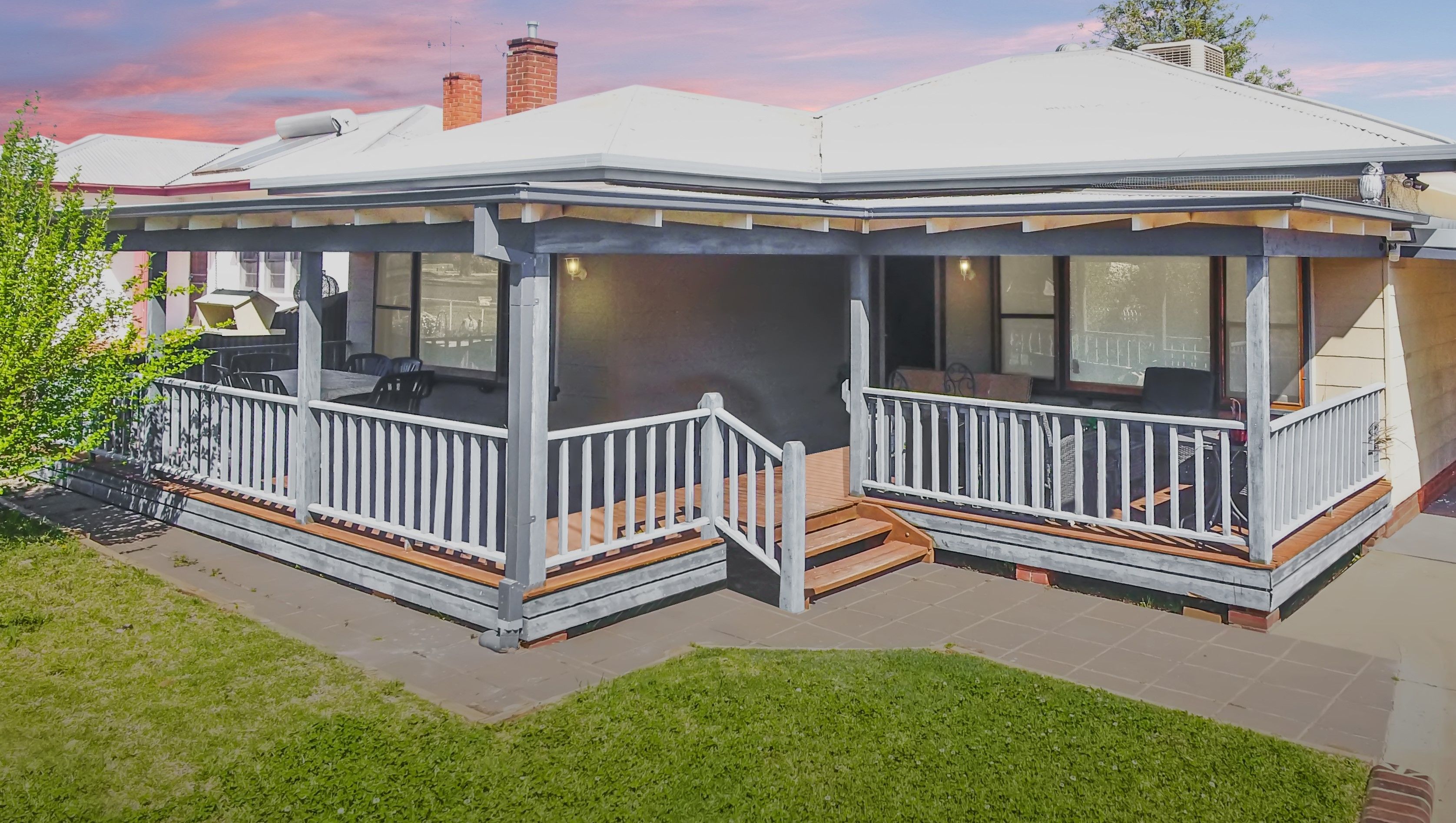 74 Noorilla Street