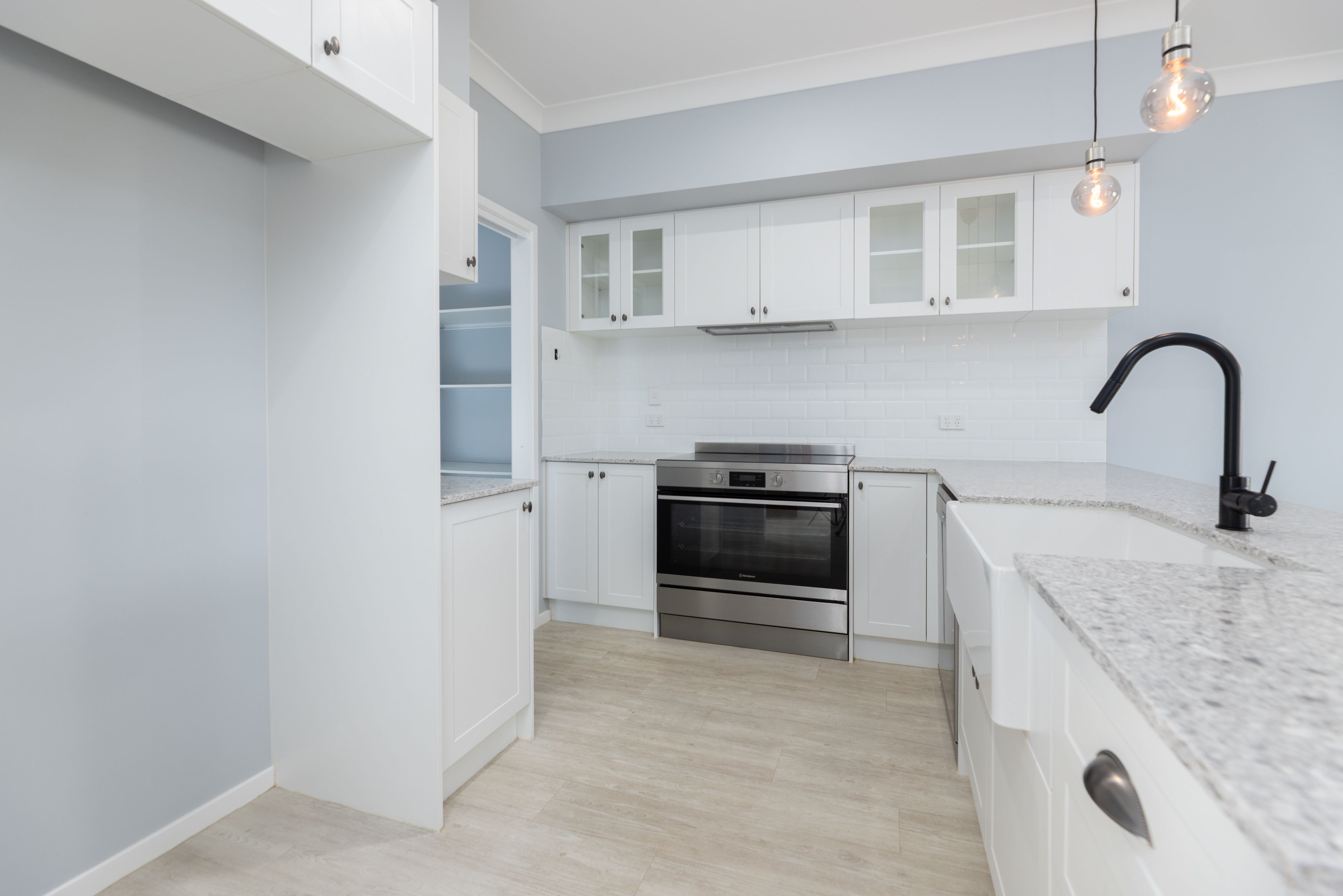42 Peakview Drive — photo 3 of 9
