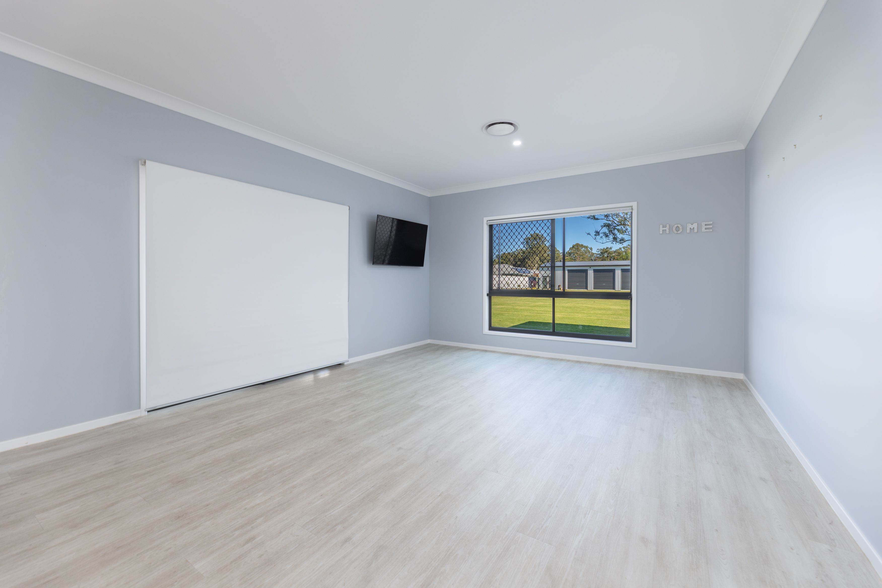 42 Peakview Drive — photo 4 of 9