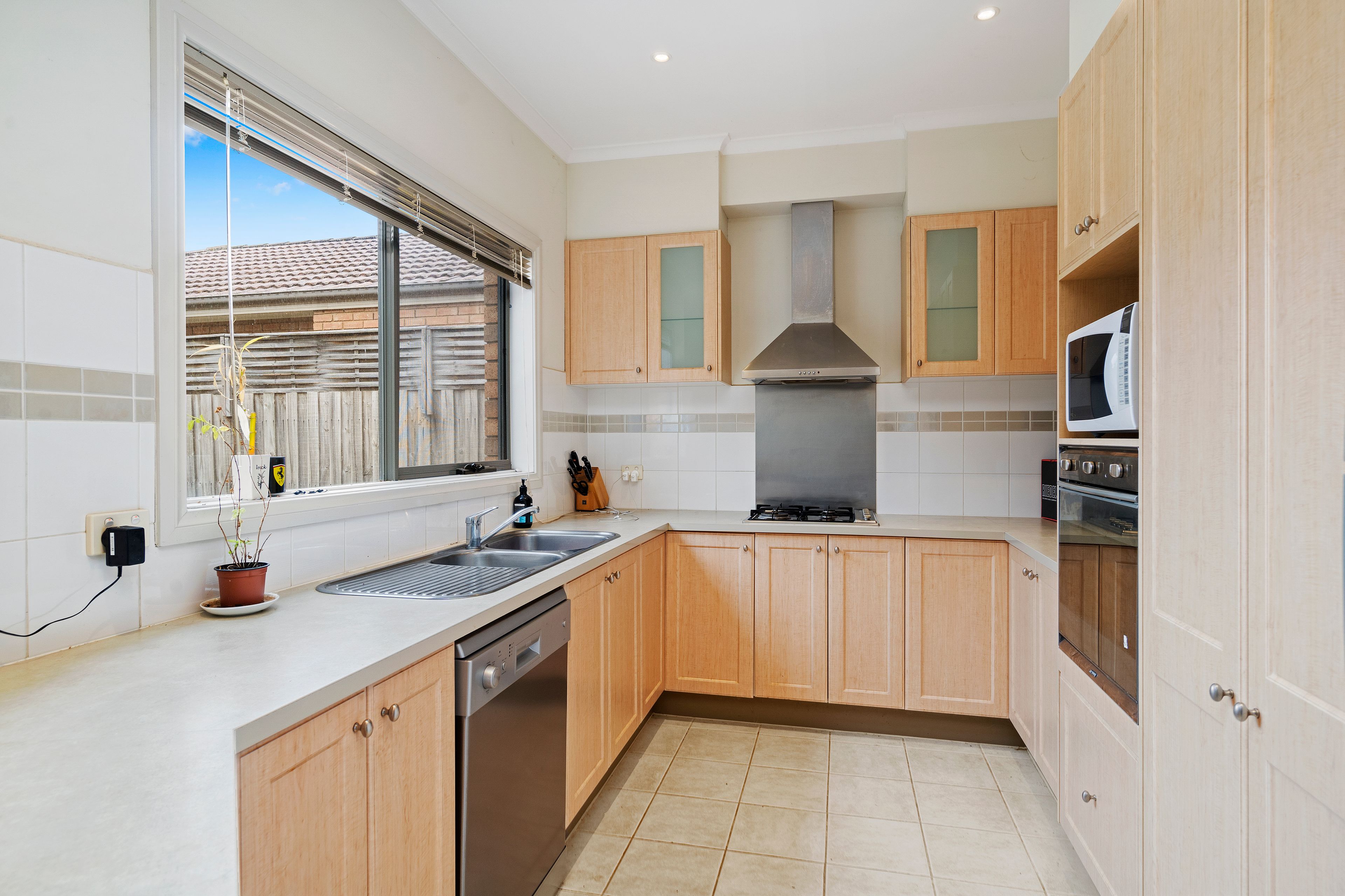 6 Soutar Place, Heatherton, VIC 3202