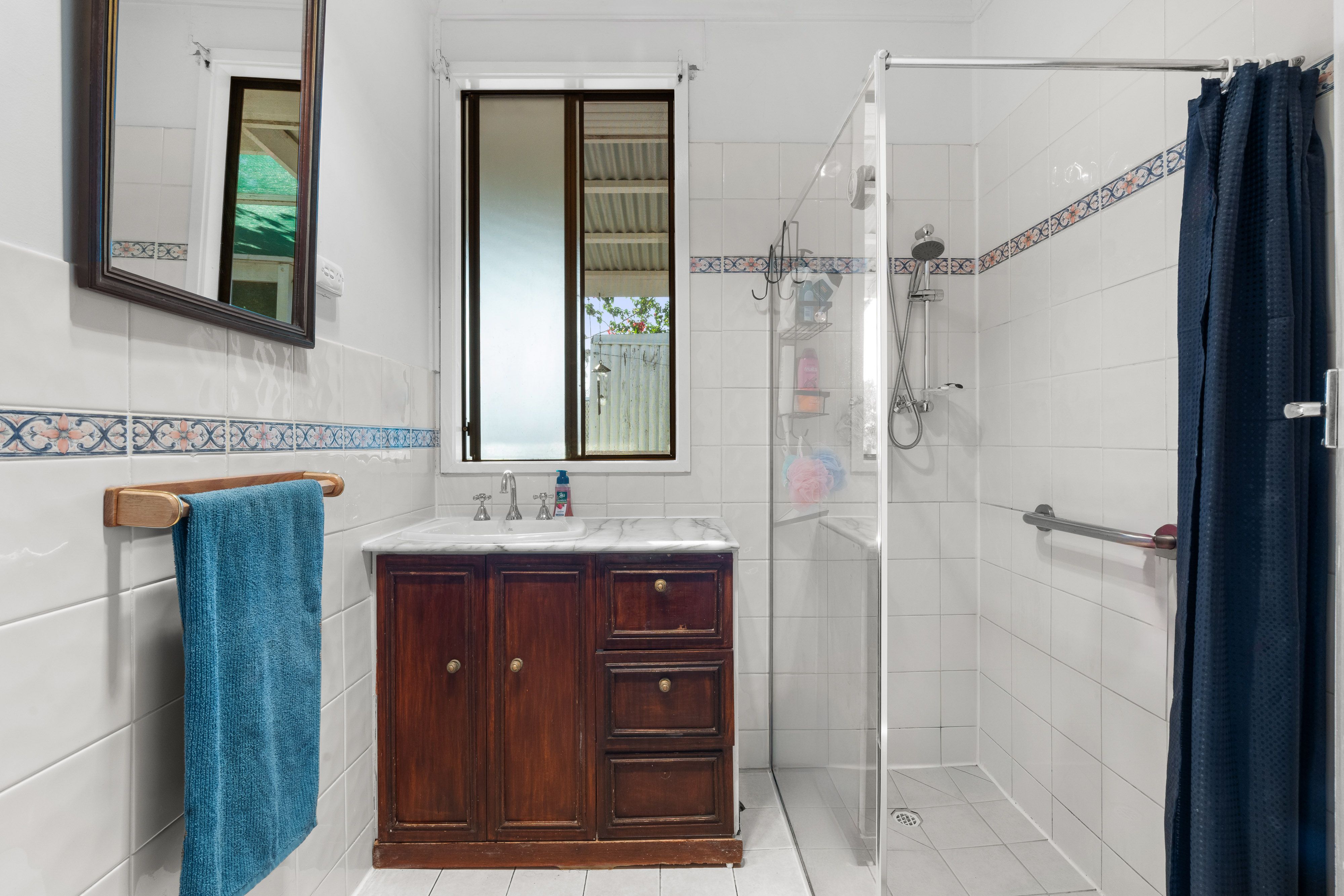 11 Tiller Street — photo 6 of 11