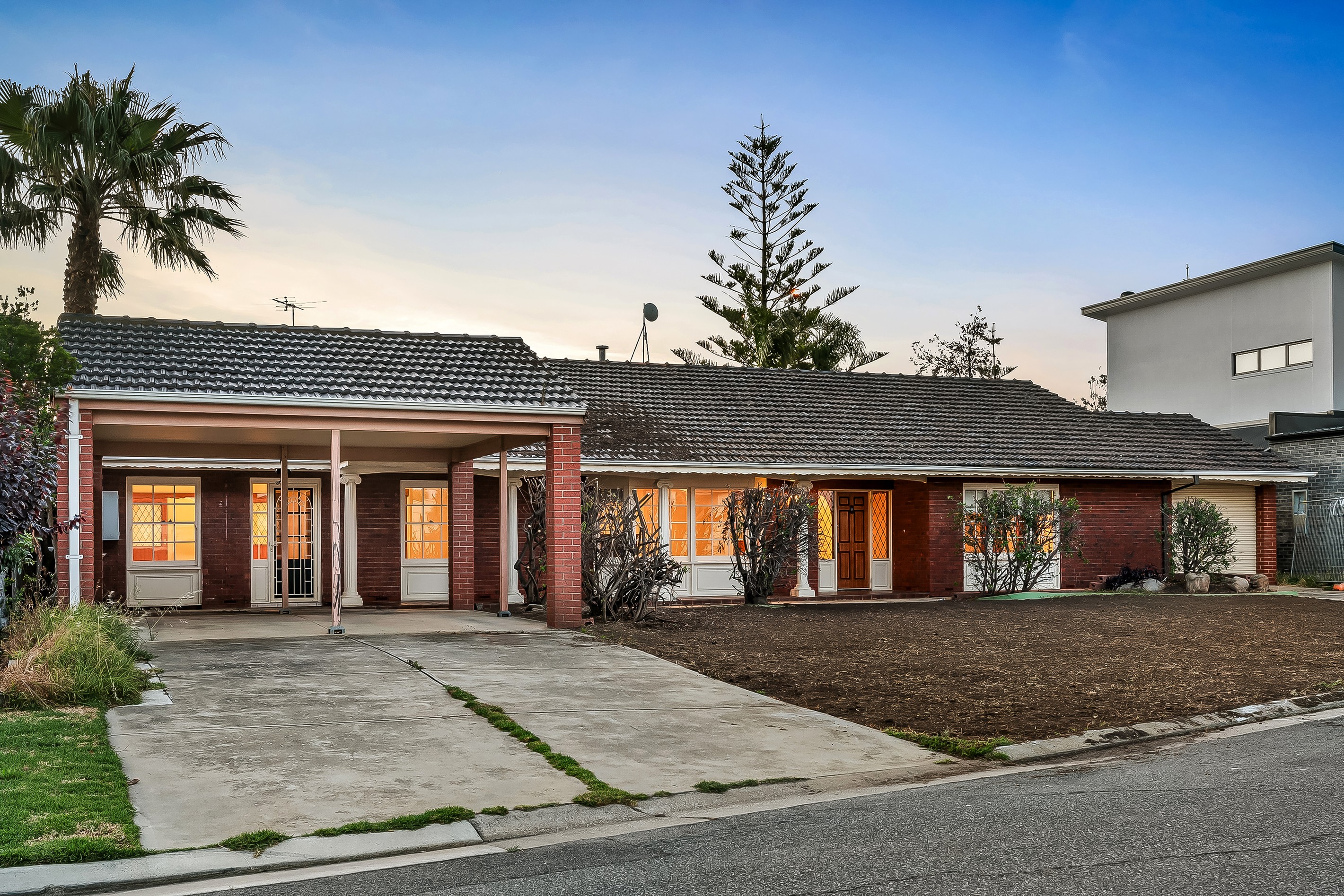 22 Sunlake Place, Tennyson, SA 5022