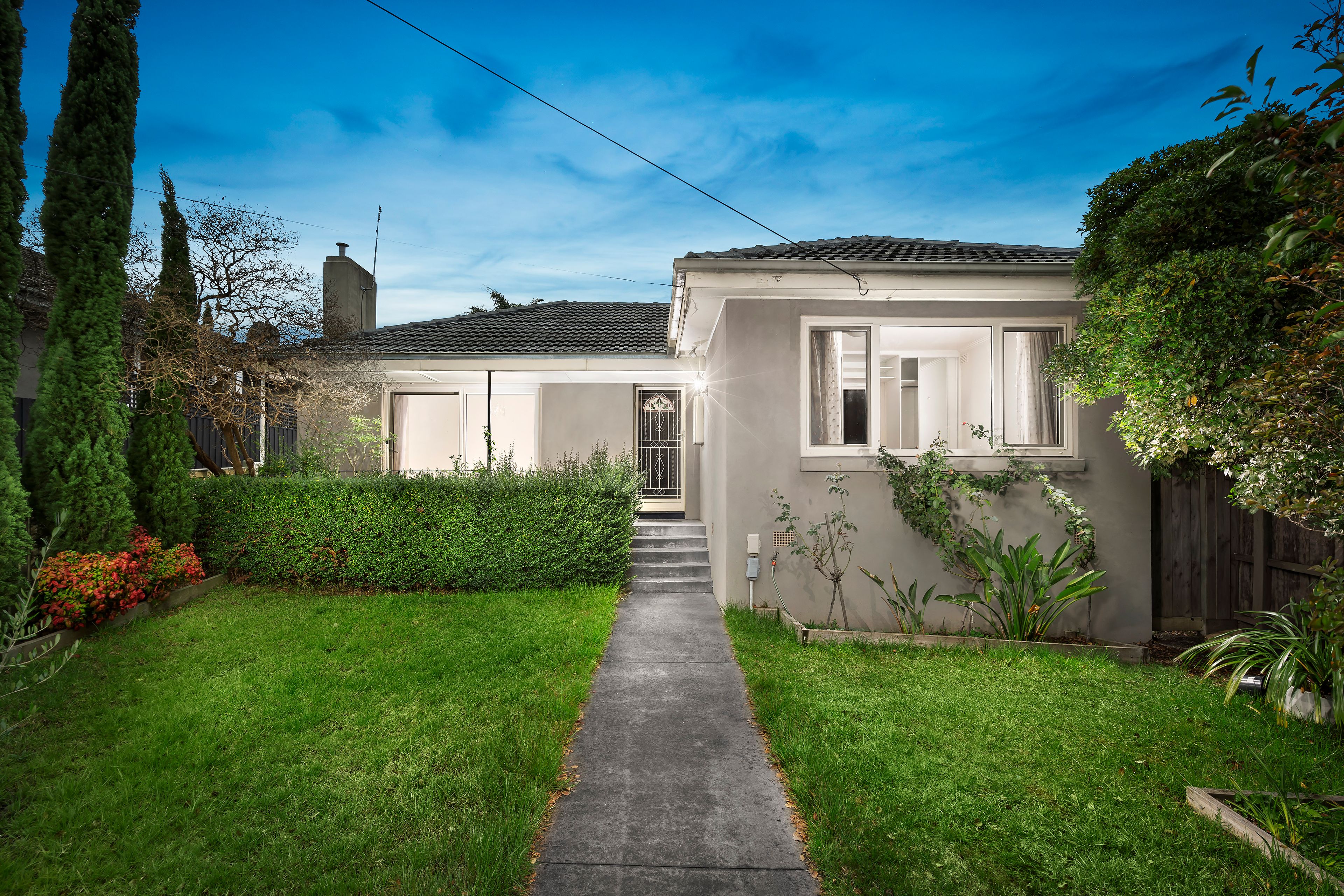 4 Robert Street, Chadstone VIC 3148