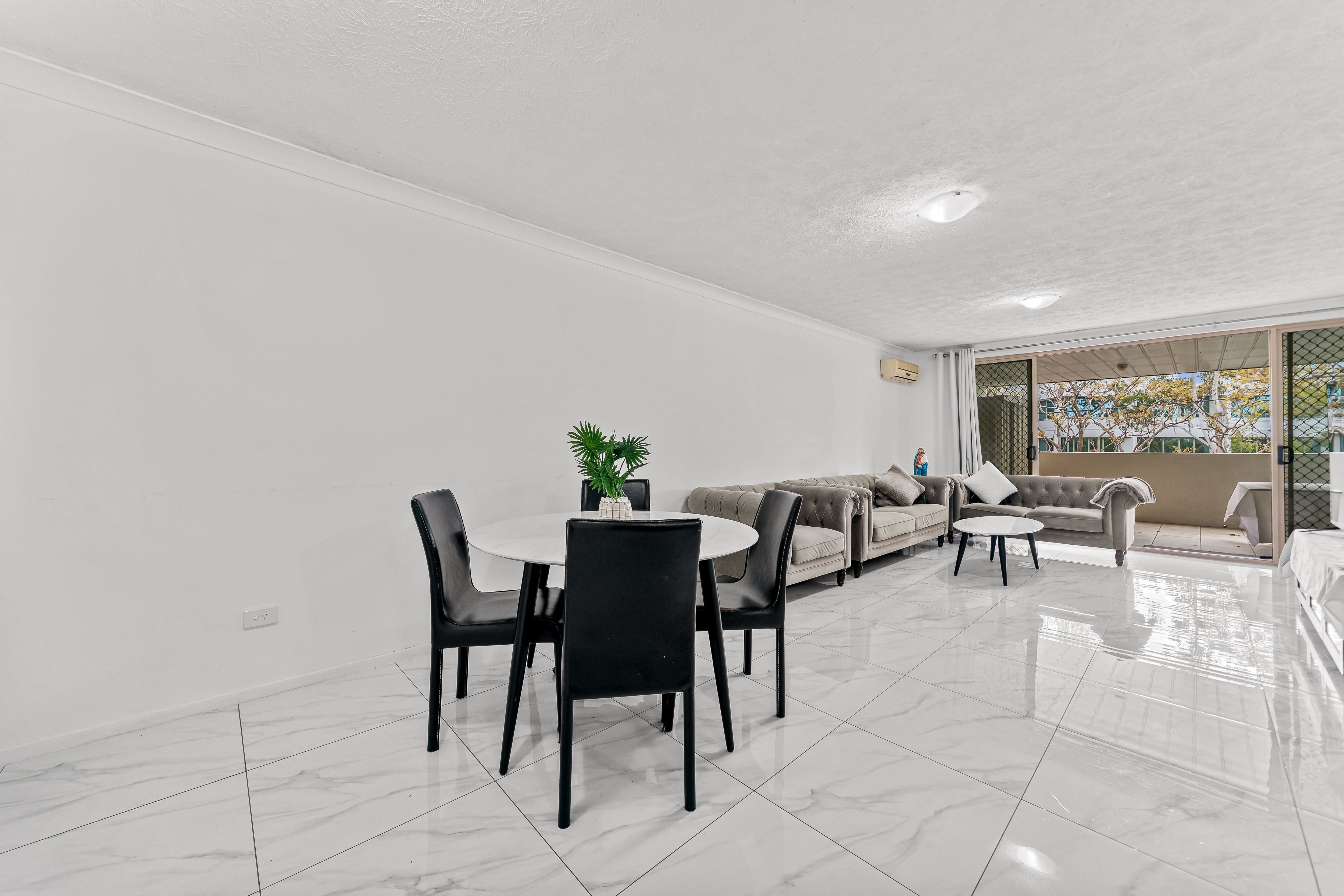 4/18 Mascar Street — photo 12 of 19