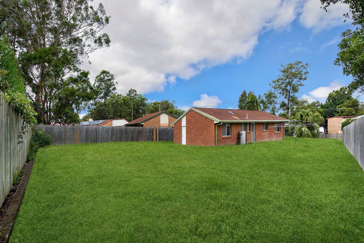 16 Barracuda Court, Kingston, QLD 4114