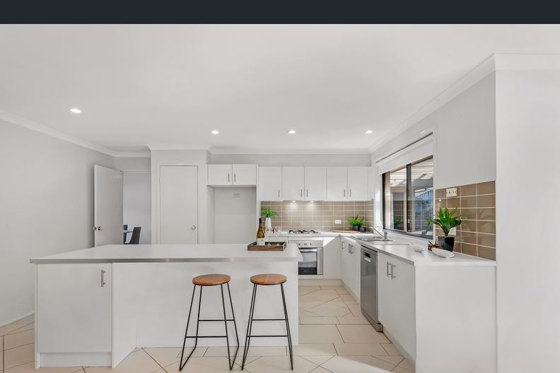 11 Pinehurst Avenue, Rouse Hill, NSW 2155