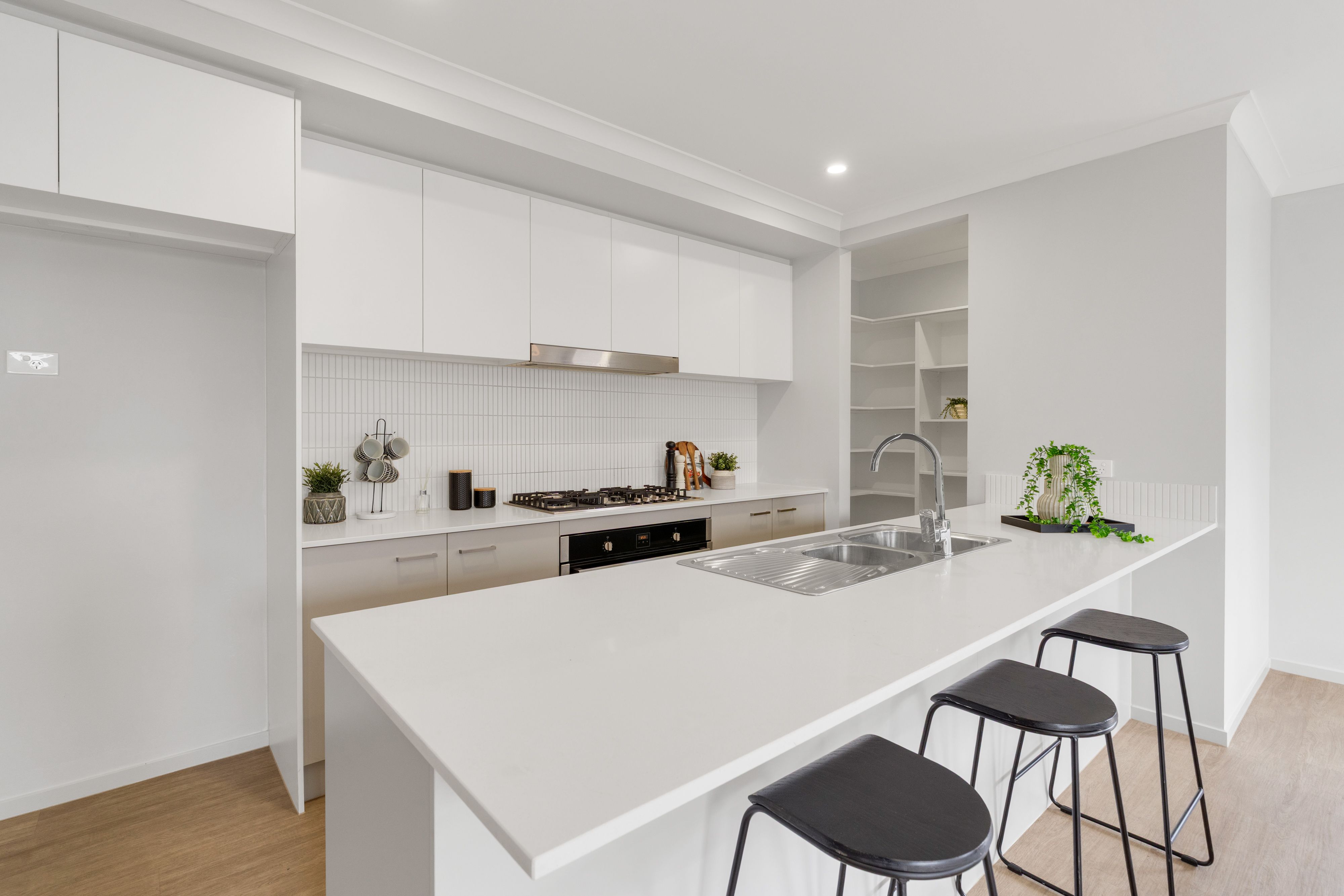 5 Sturt Way — photo 16 of 18