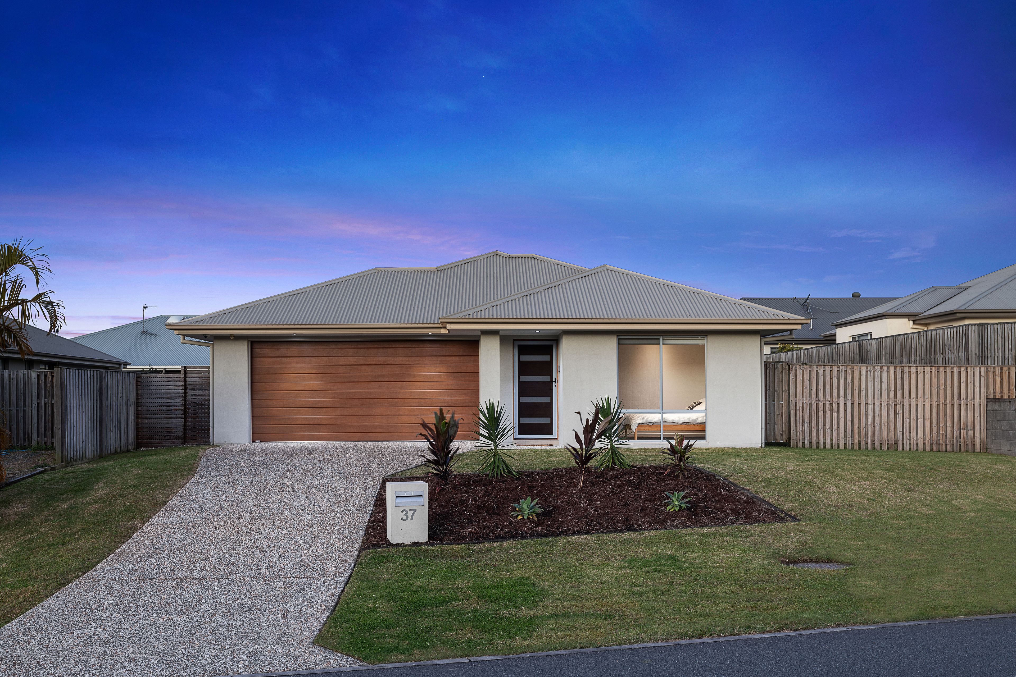 37 Cypress Circuit, Coomera QLD 4209