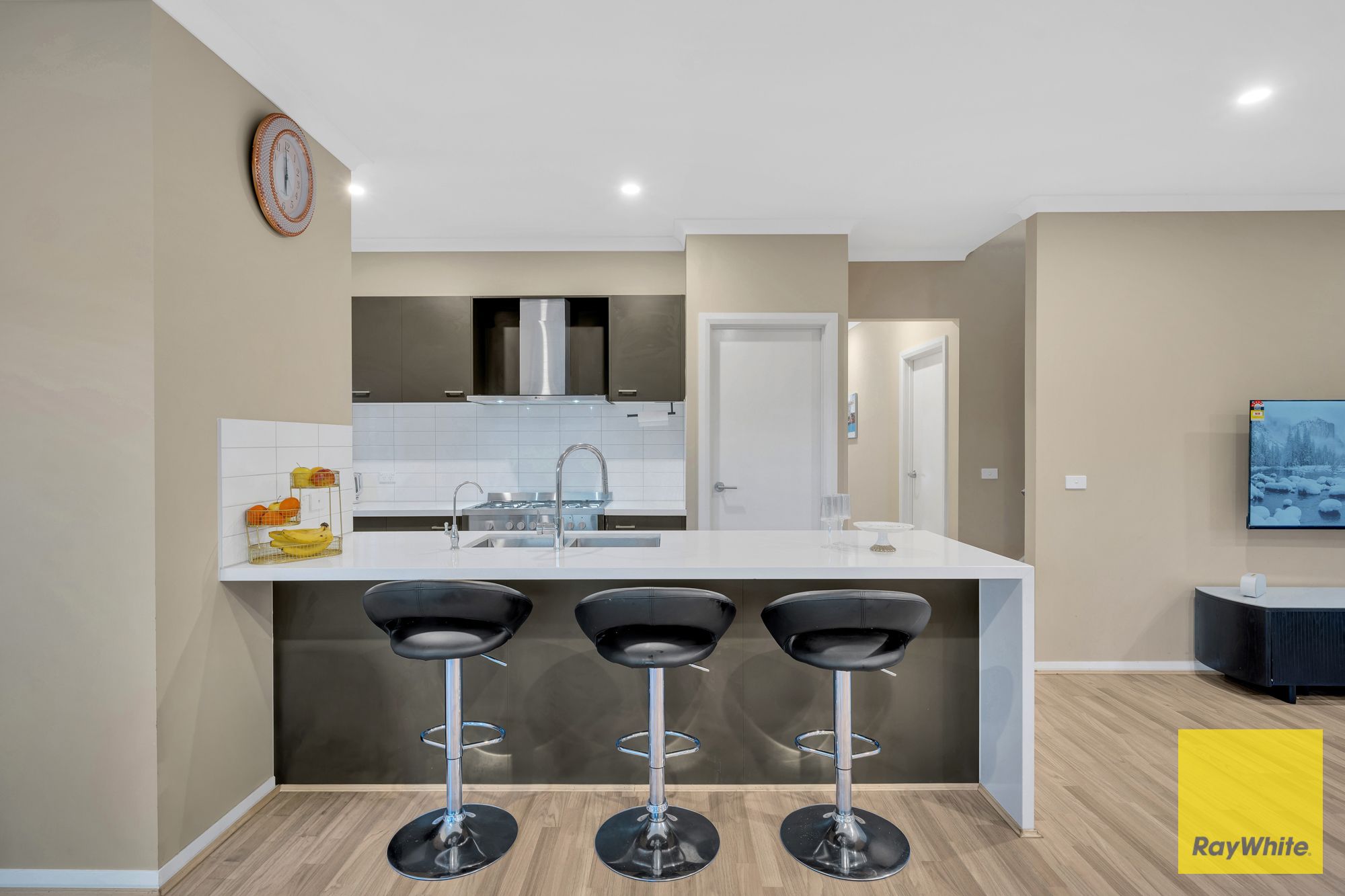 20 Clementine Boulevard — photo 6 of 30
