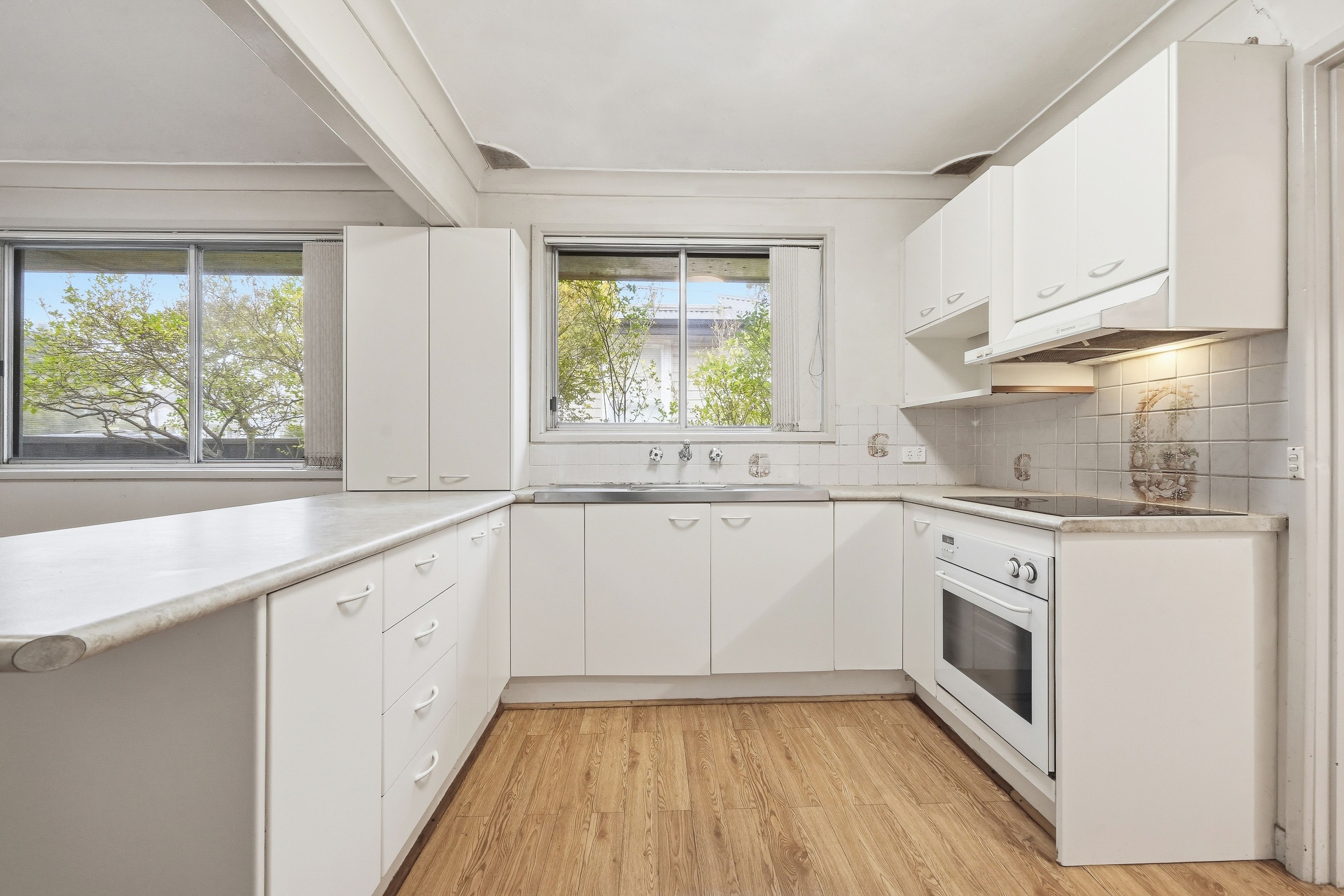 77 Bennett Road — photo 4 of 12