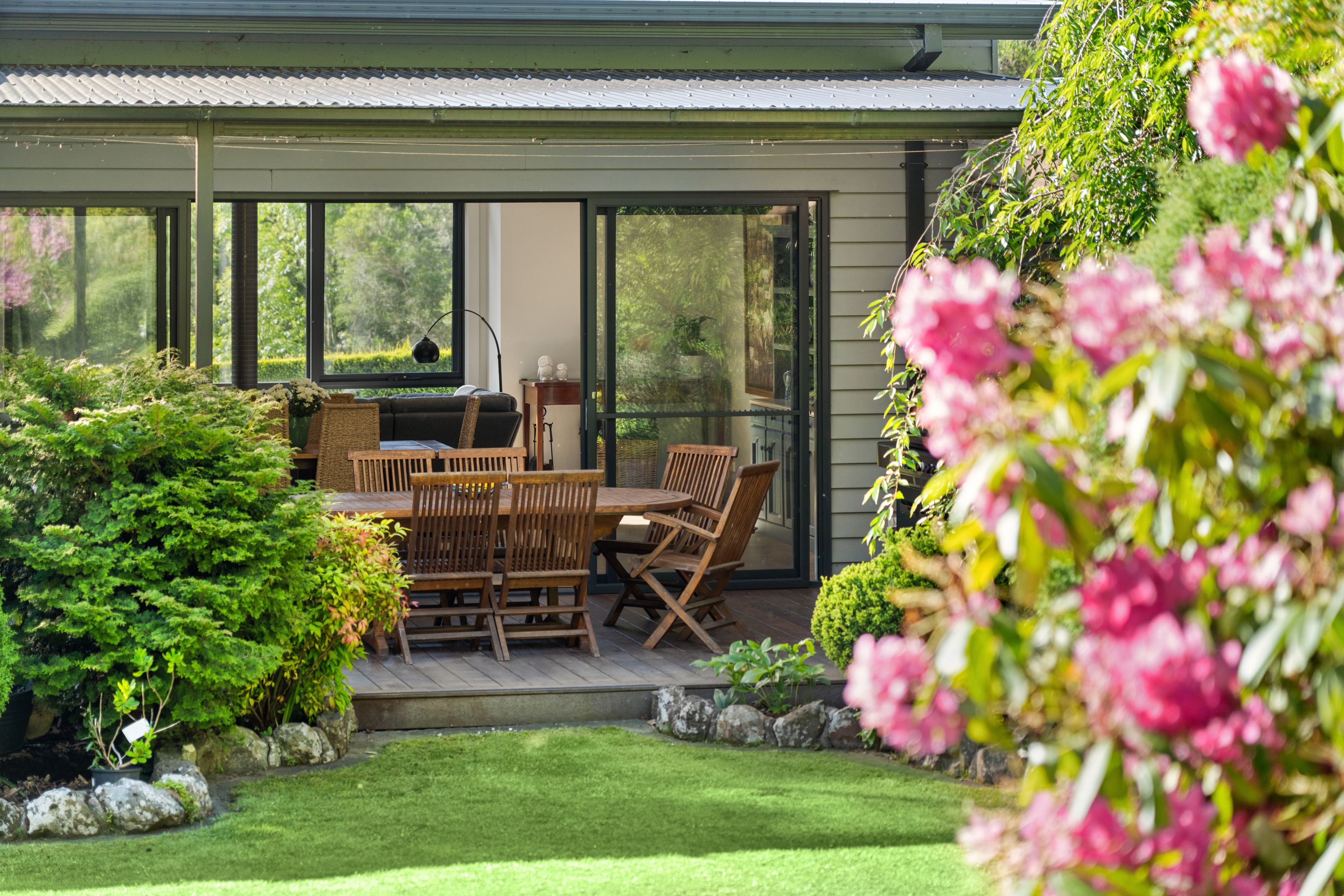 47 Lowry Drive, Woodend, VIC 3442