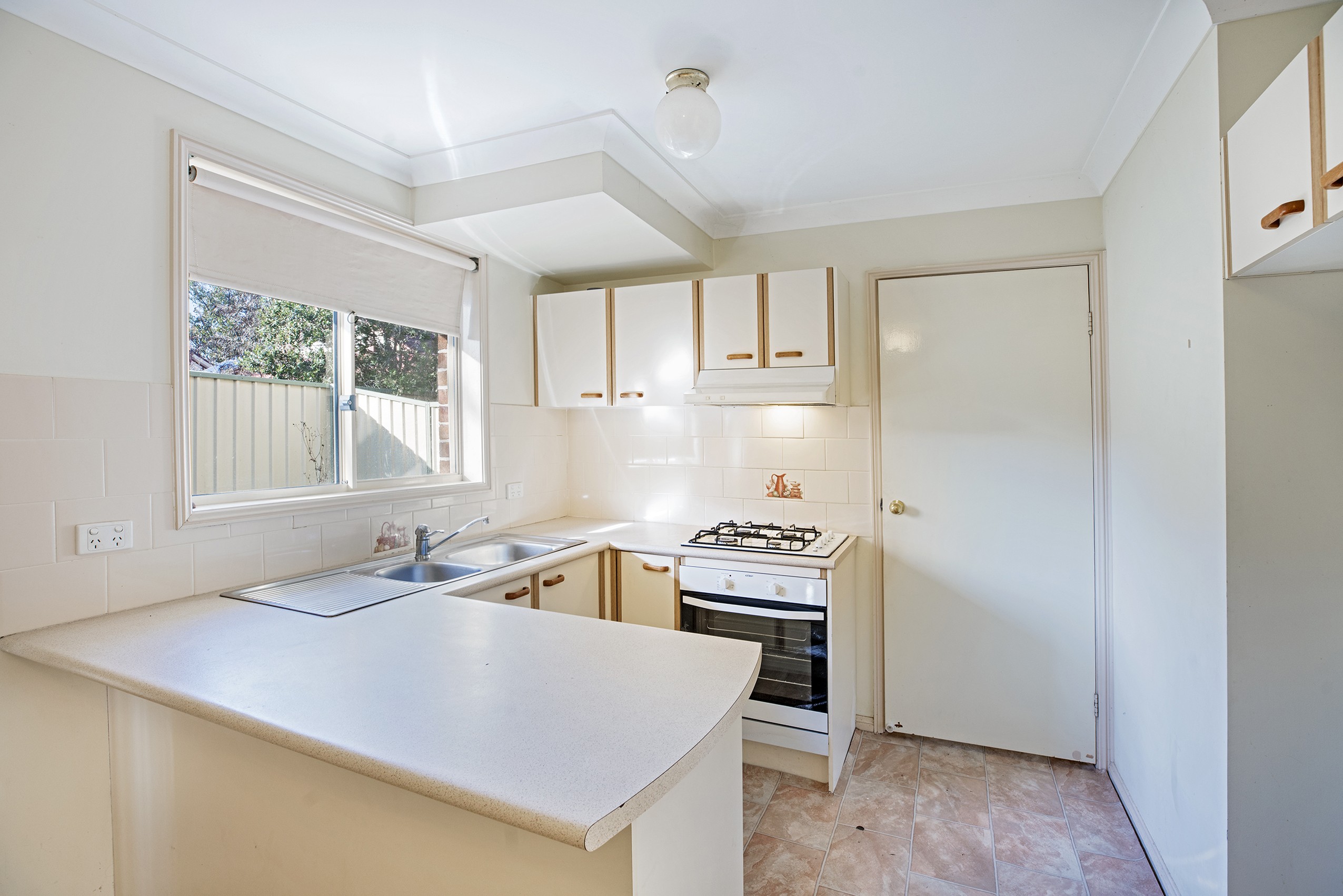 1/2 Dutton Place, Glenmore Park, NSW 2745