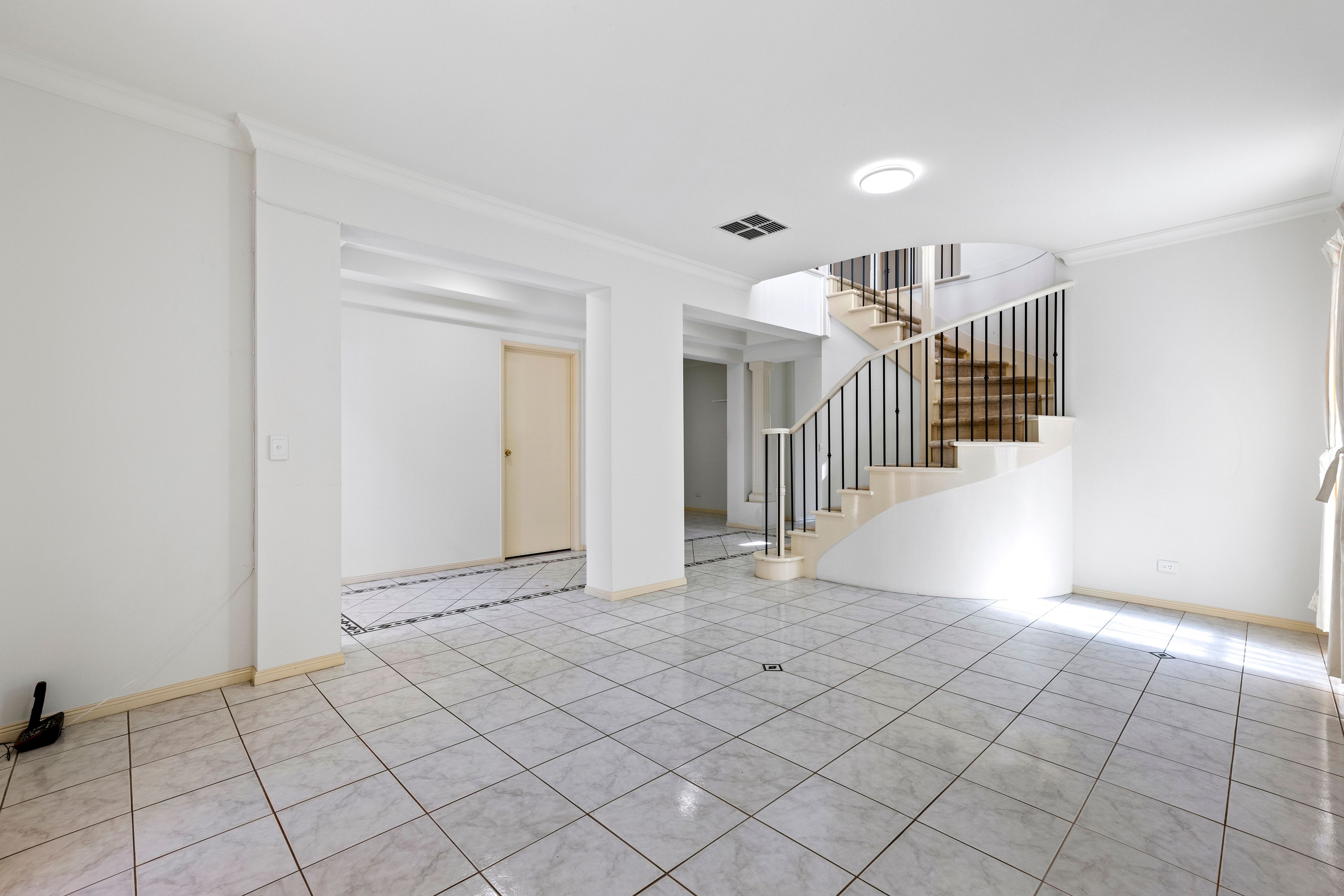 13 Trinity Way, Oakden, SA 5086