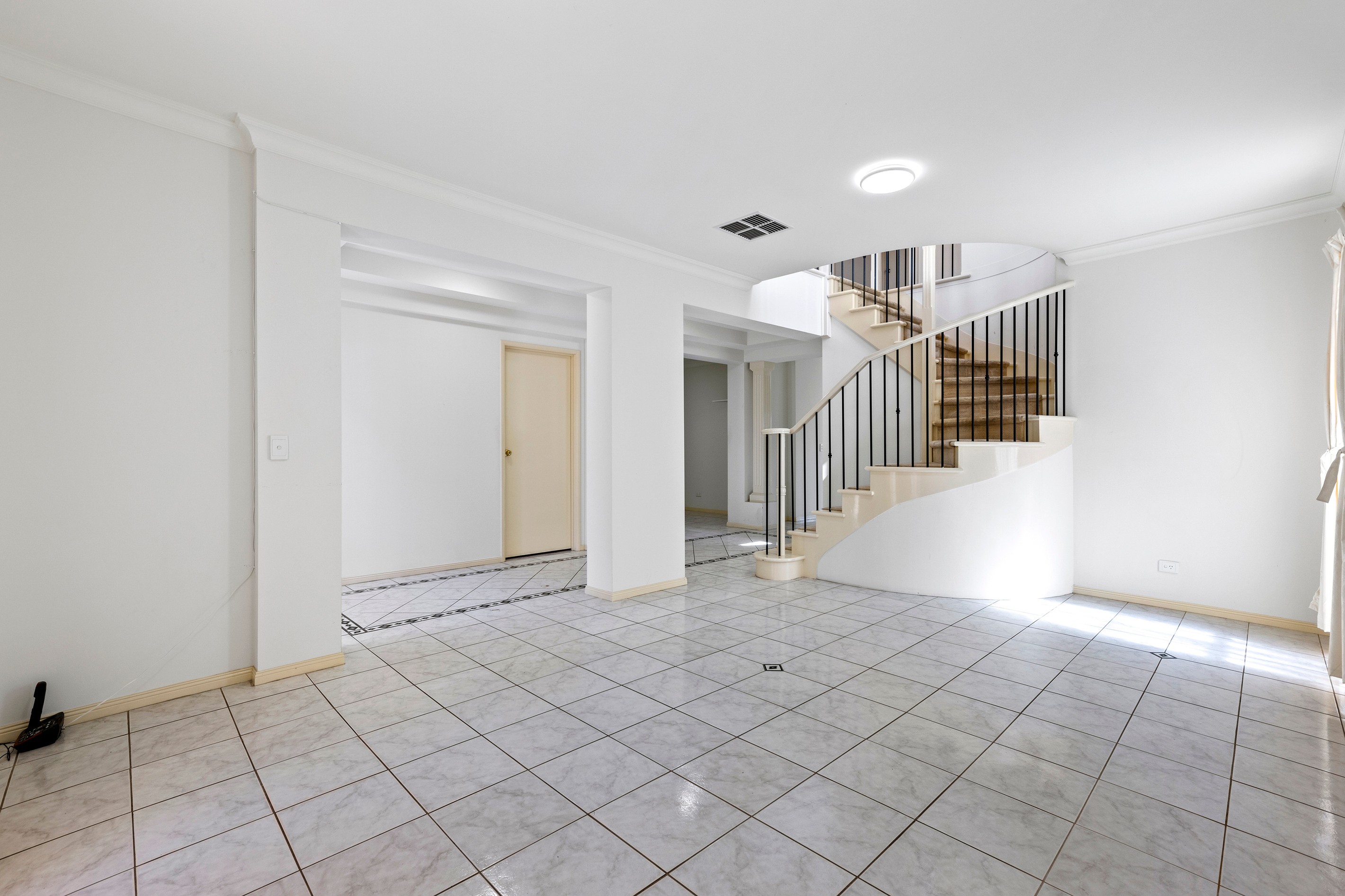 13 Trinity Way, Oakden, SA 5086