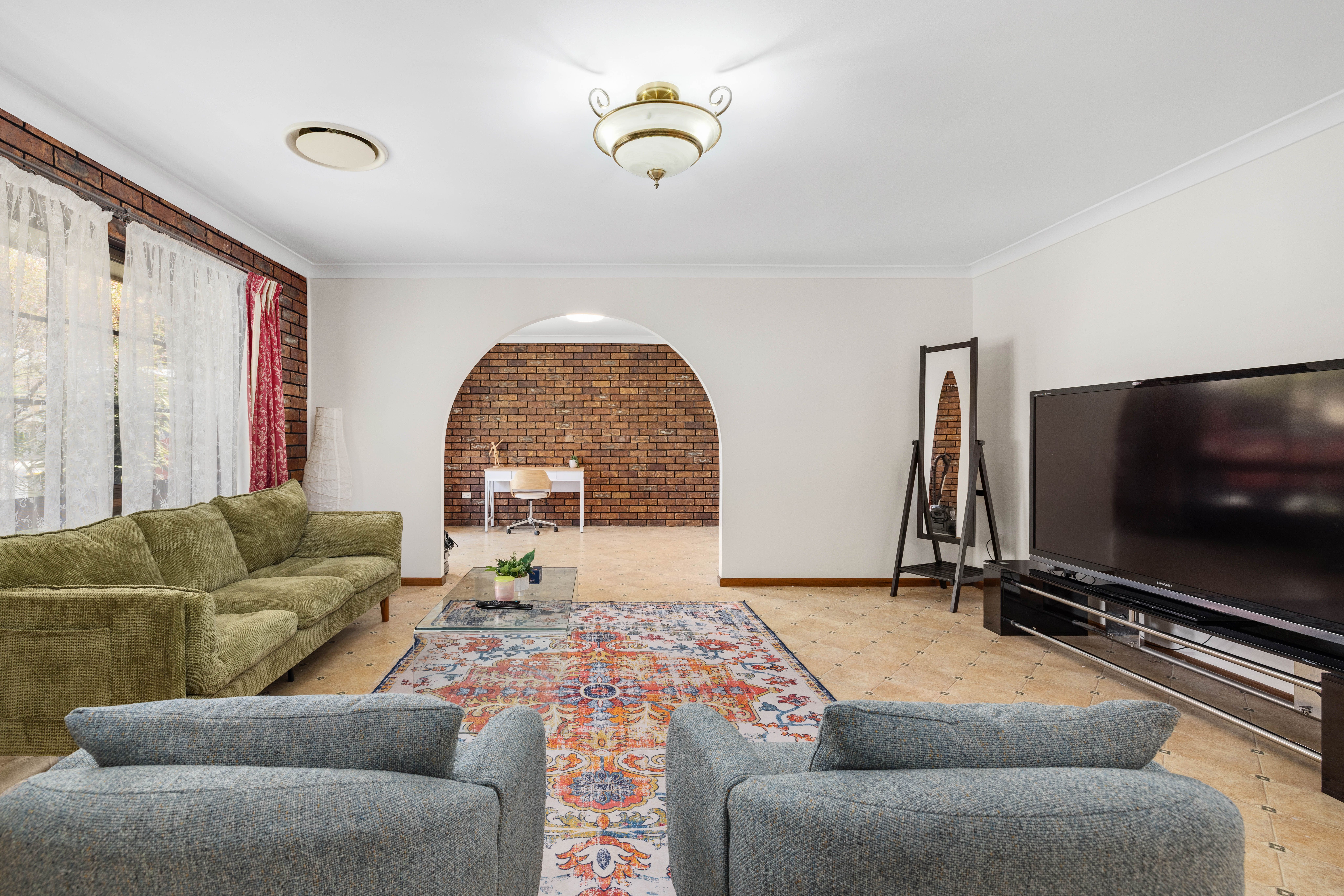 2 Kushka Street — photo 3 of 19