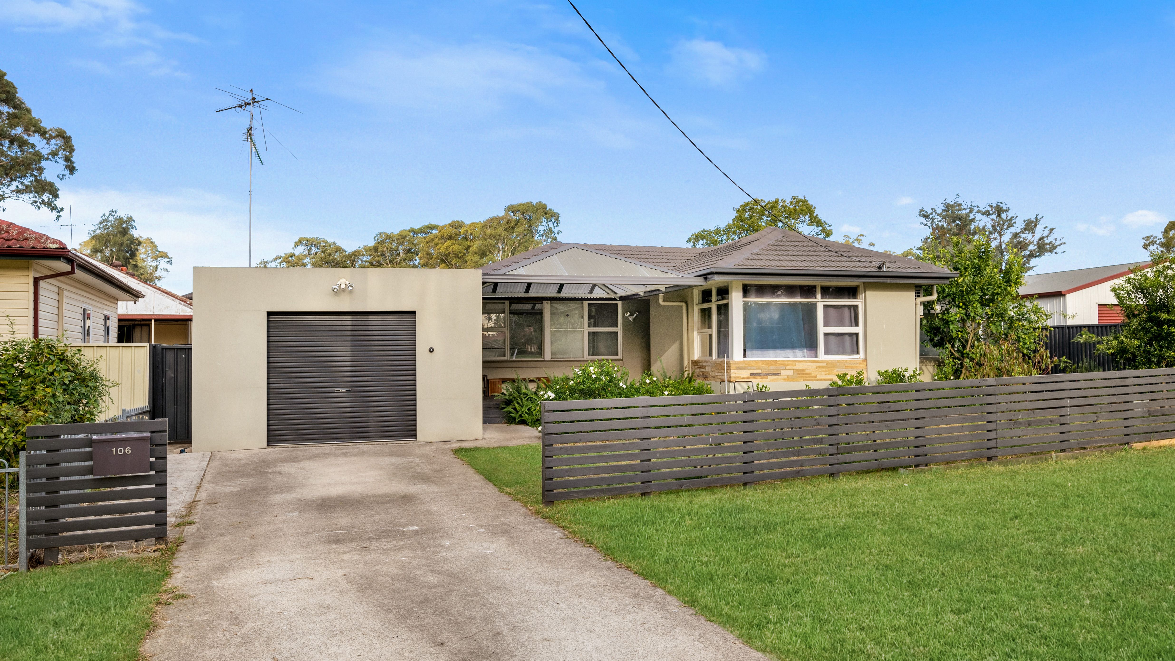 106 Brooks Street, Macquarie Fields NSW 2564