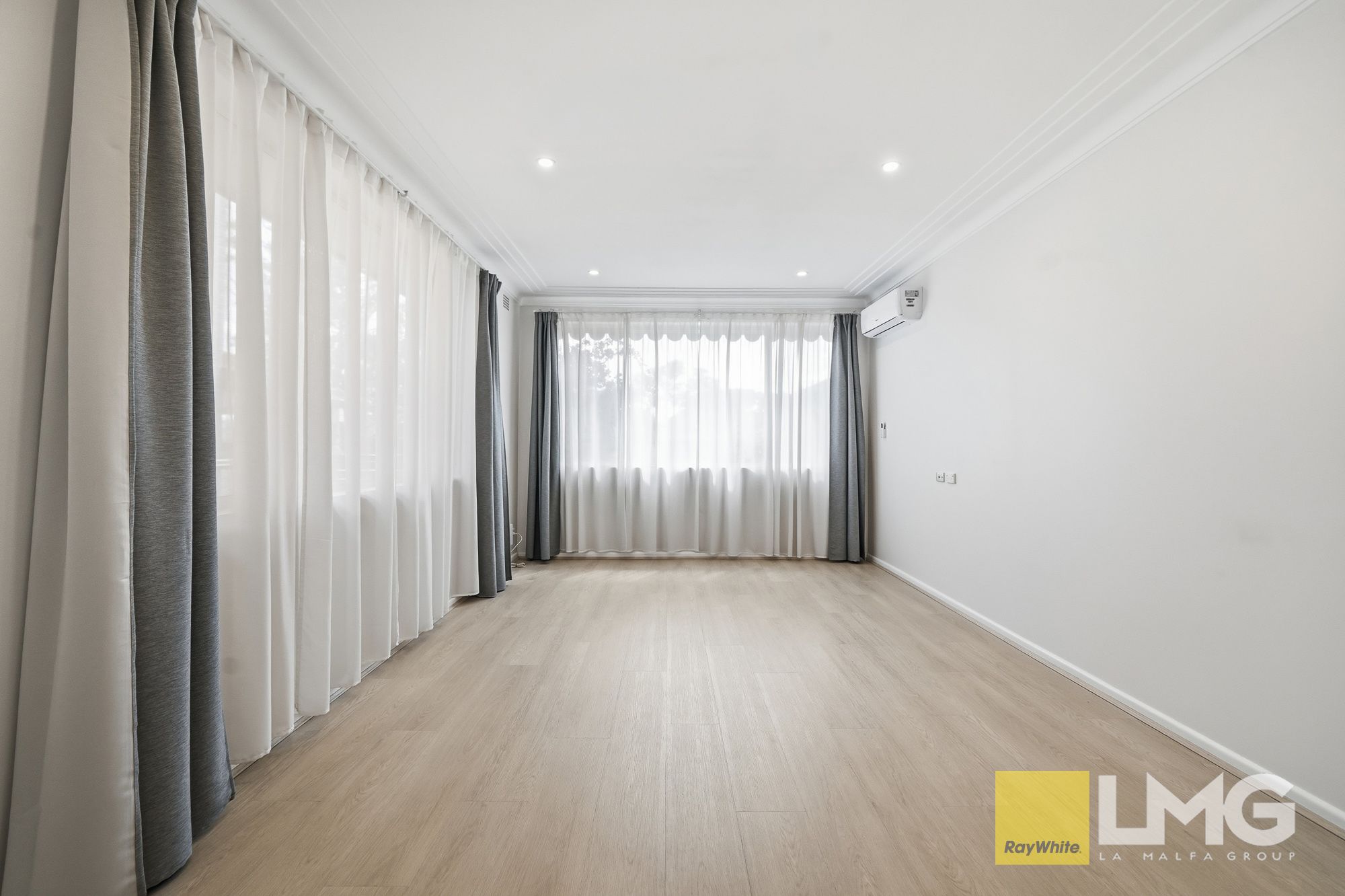 12 Murray Street — photo 3 of 30