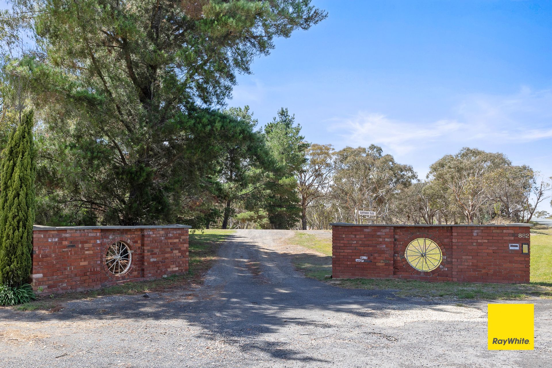 882 Bungendore Road, Bywong, NSW 2621
