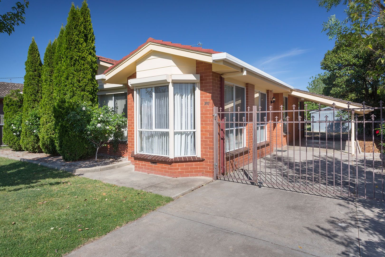 397 Ross Circuit