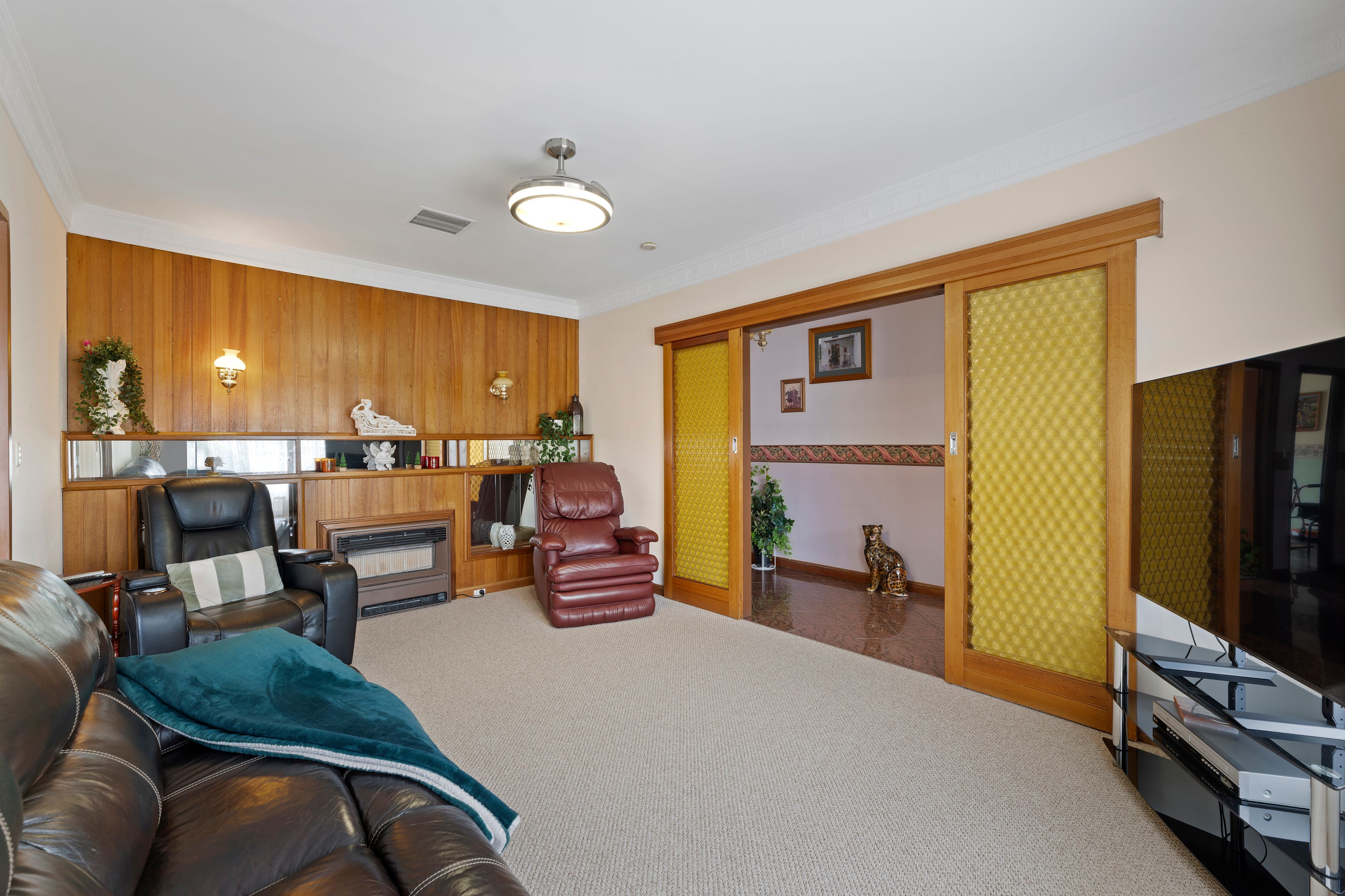 40 Fairfield Road — photo 4 of 16
