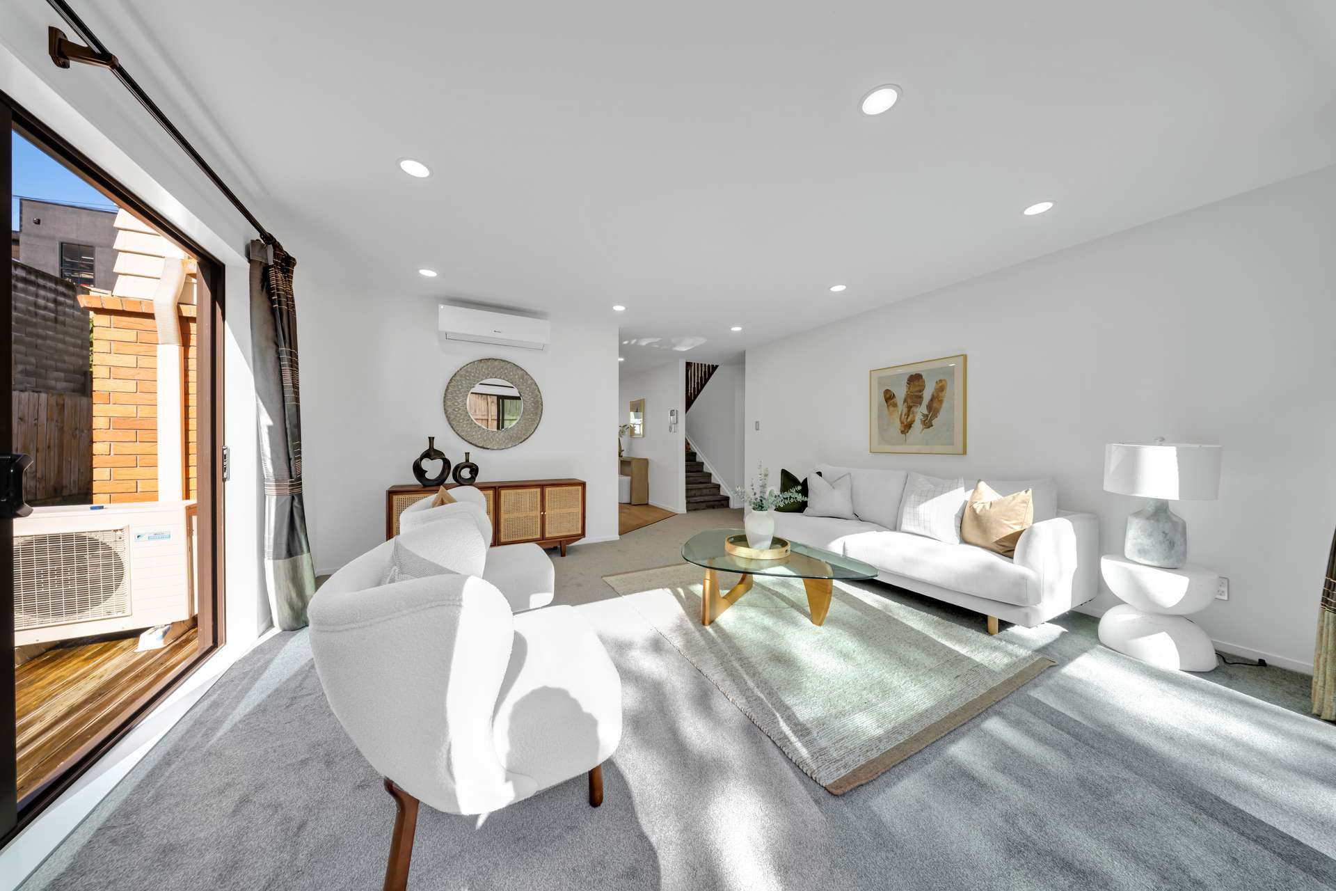 8A St Albans Avenue photo 4