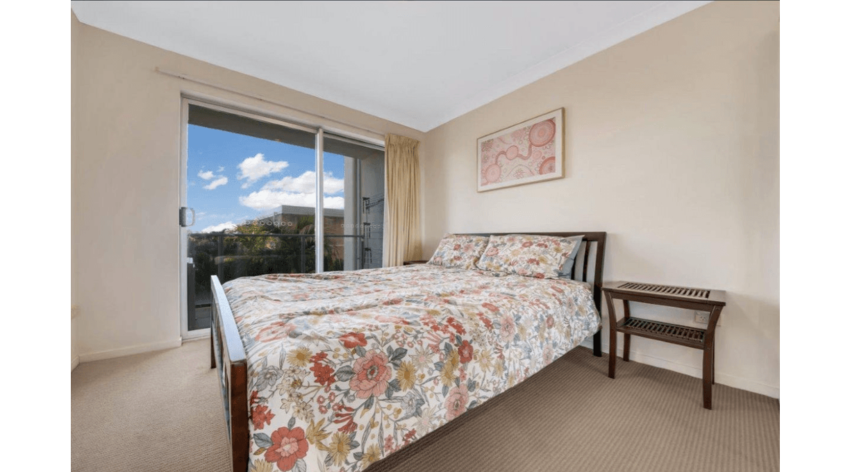 24/22 Barney Street — photo 4 of 10