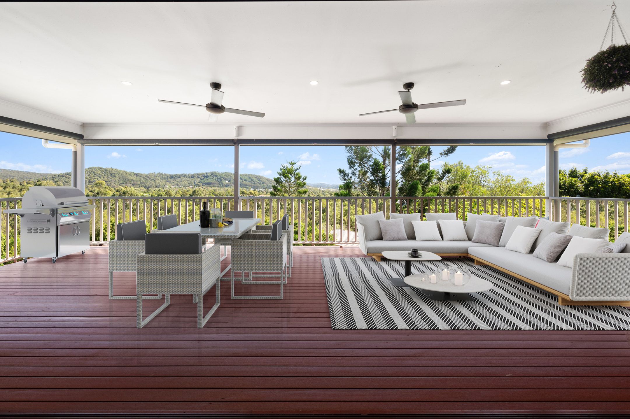 10 Angourie Crescent, Pacific Pines, QLD 4211