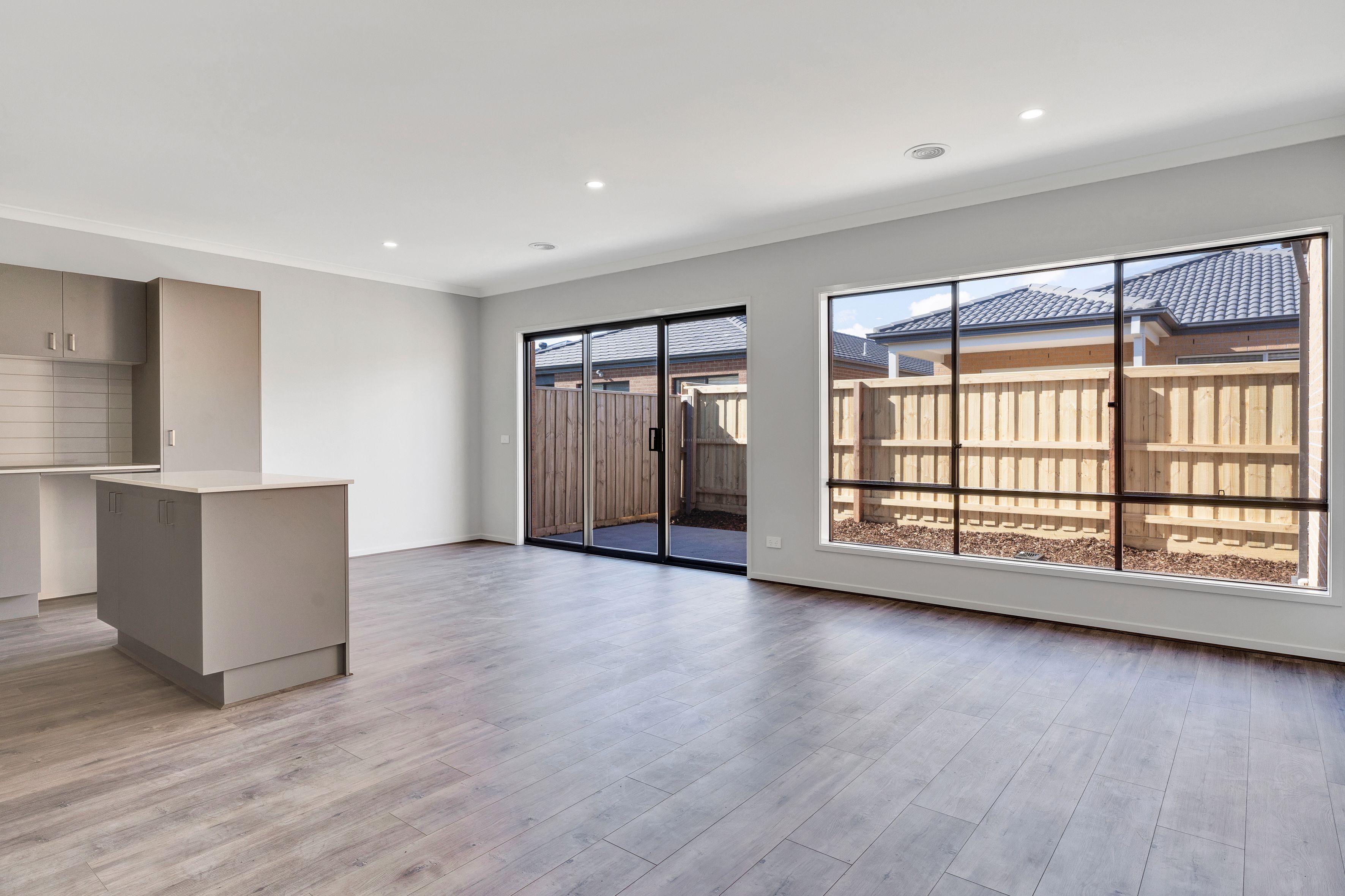 6 Midland Grove, Werribee, VIC 3030
