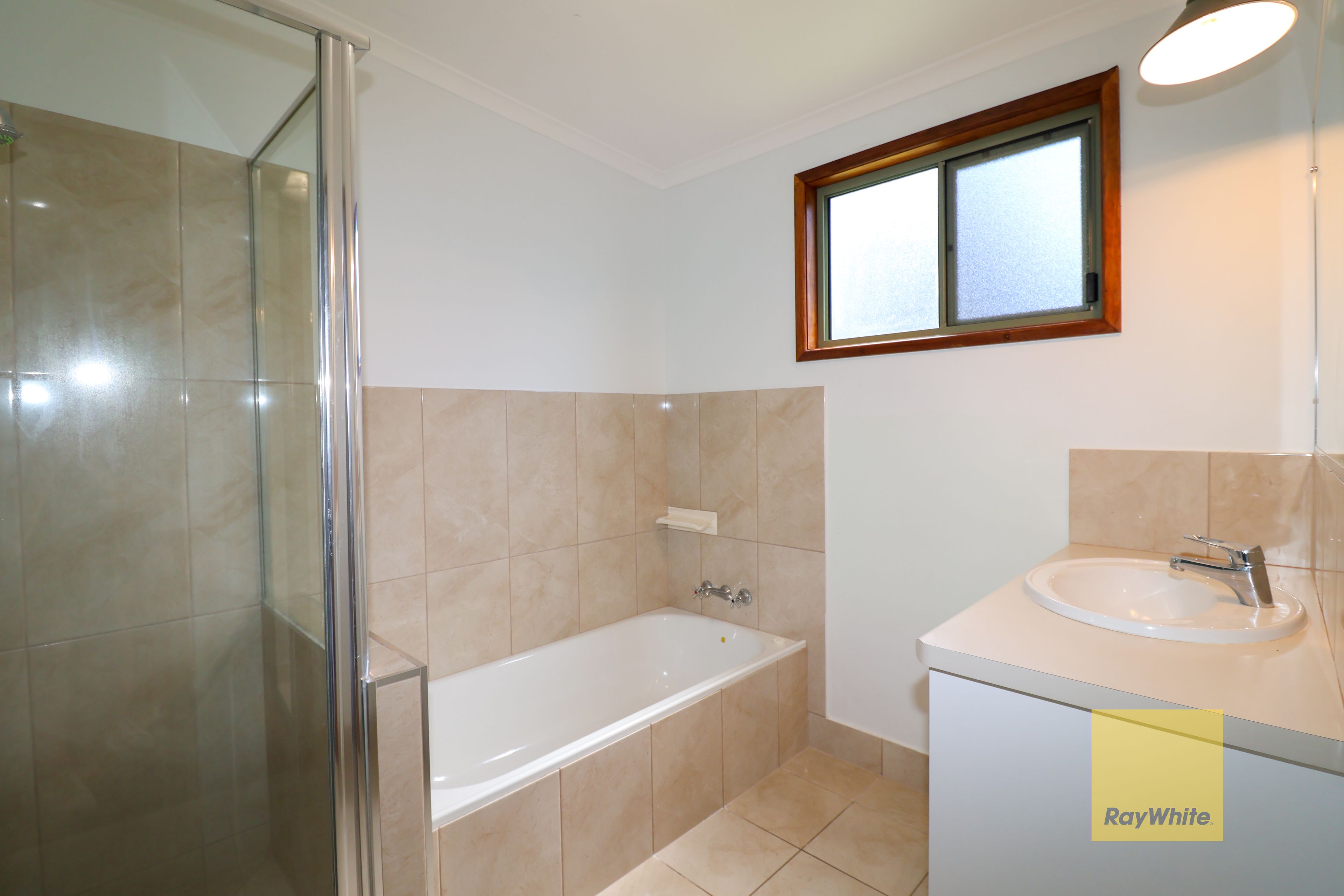 16 Grevillea Avenue — photo 13 of 18