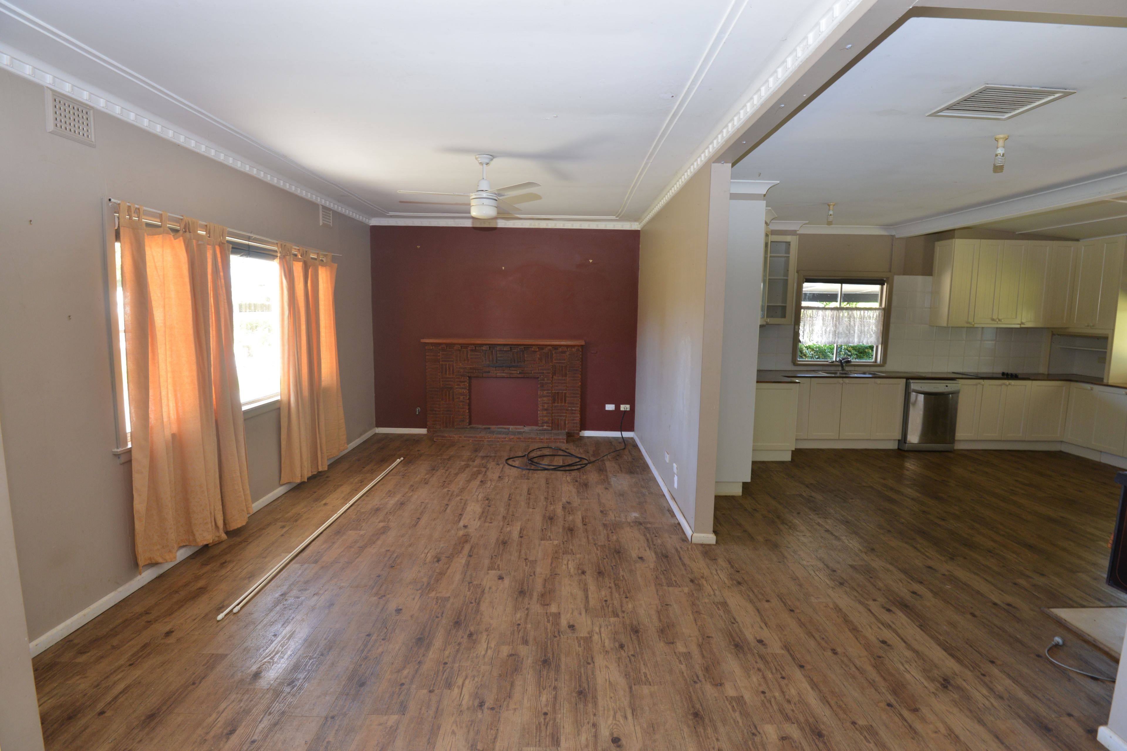 41 KING Street — photo 4 of 12
