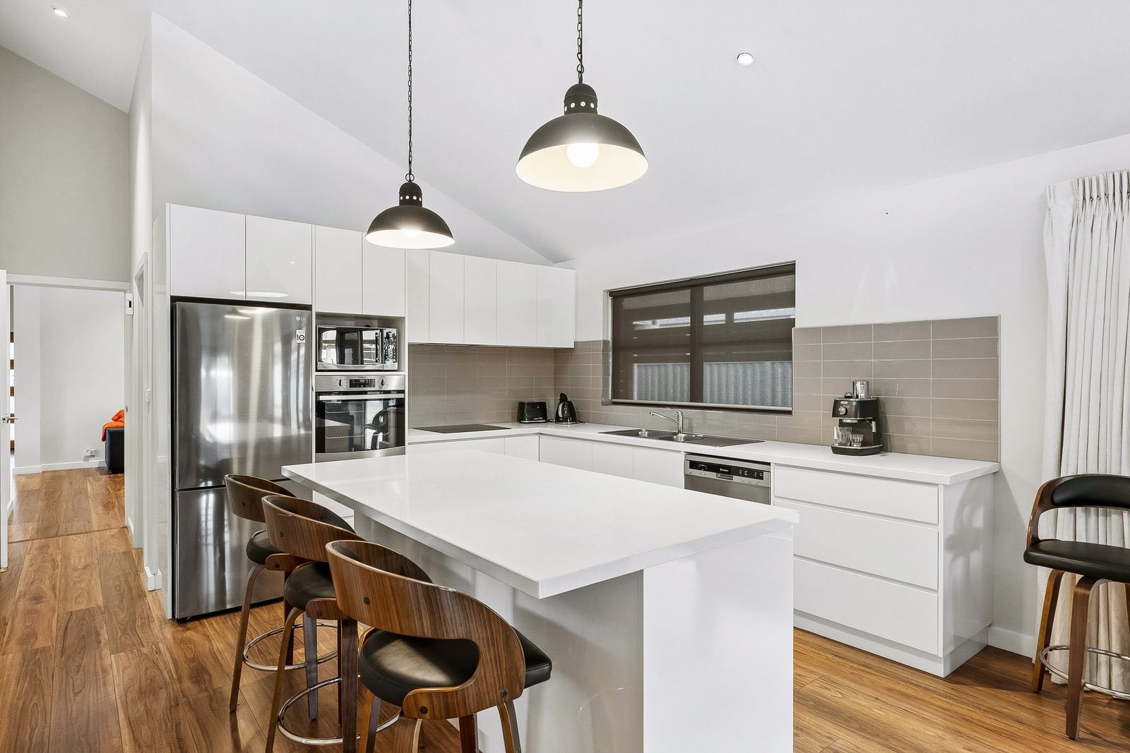 28 River Street — photo 3 of 18