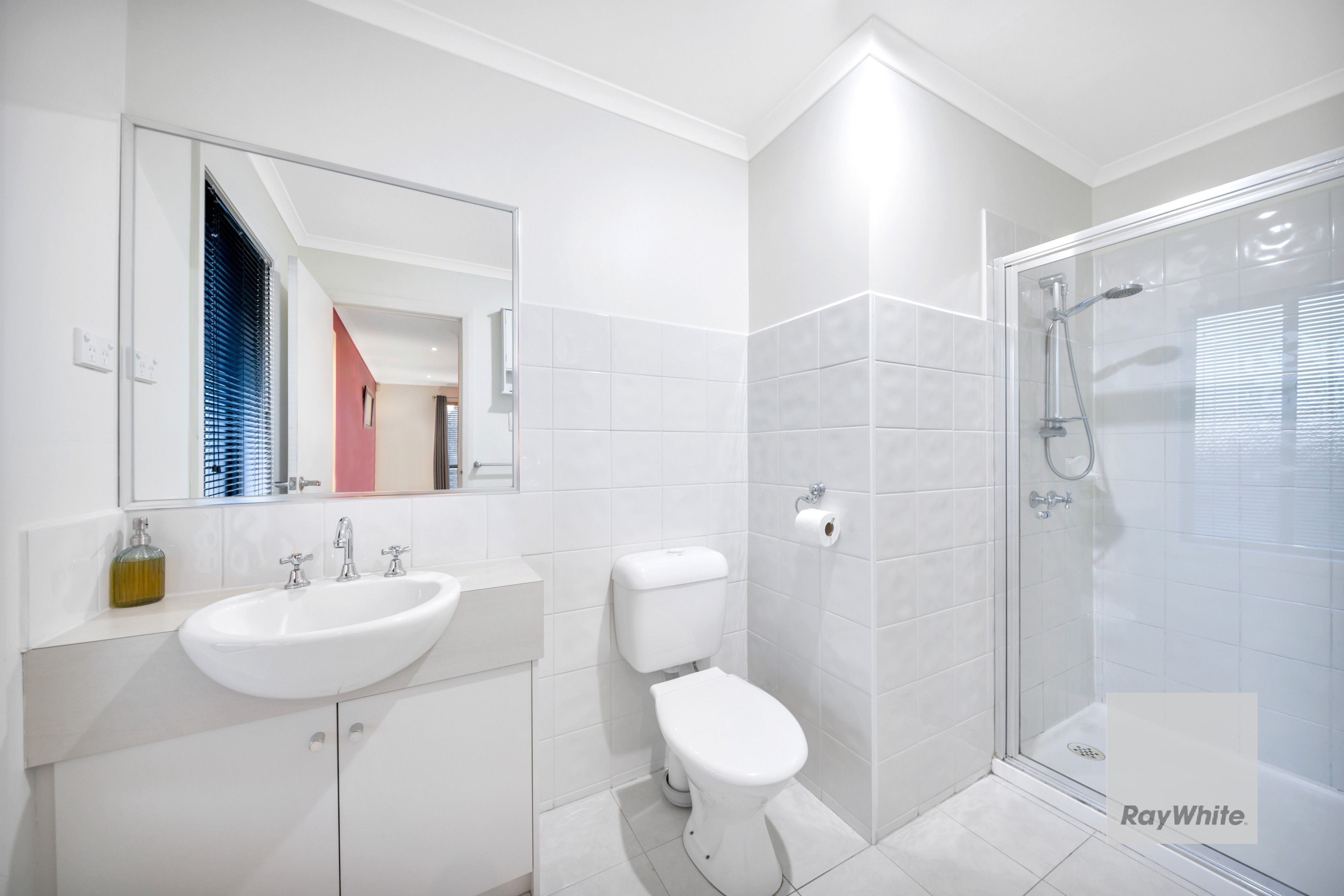 5 Burnley Grove — photo 16 of 24