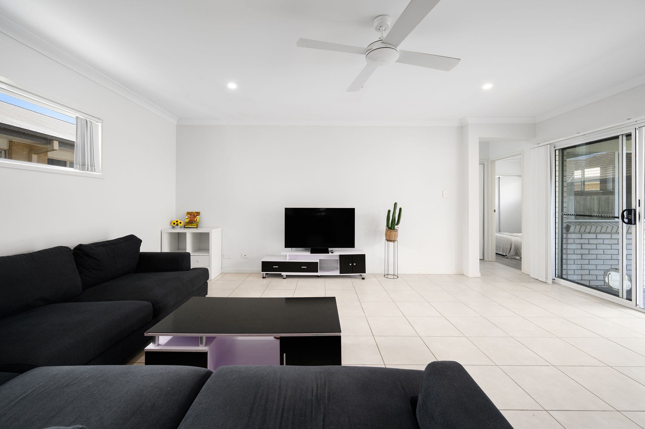 29 Gunther Avenue — photo 3 of 19