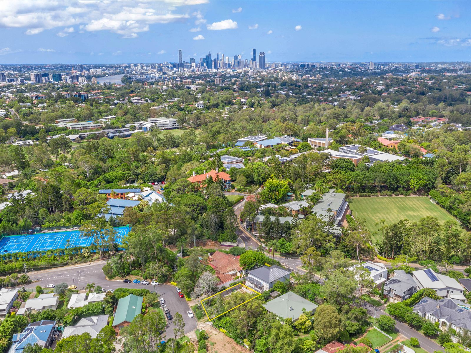 63 Dennis Street, Indooroopilly, QLD 4068